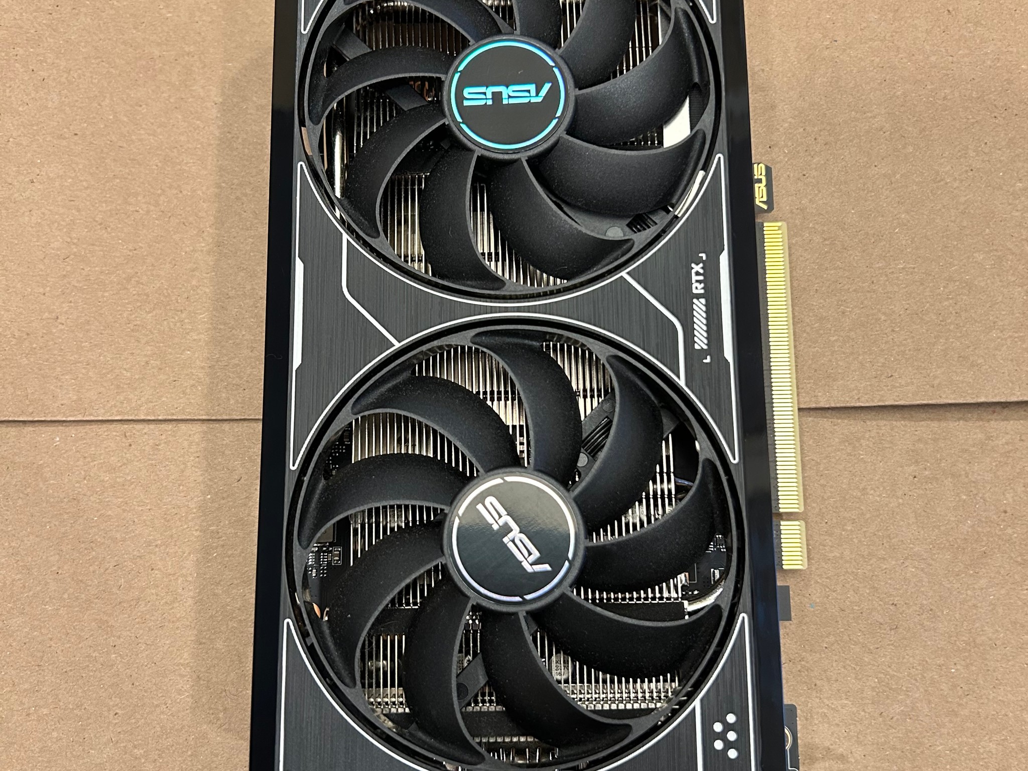 ASUS Dual GeForce RTX 4060 Ti 8GB