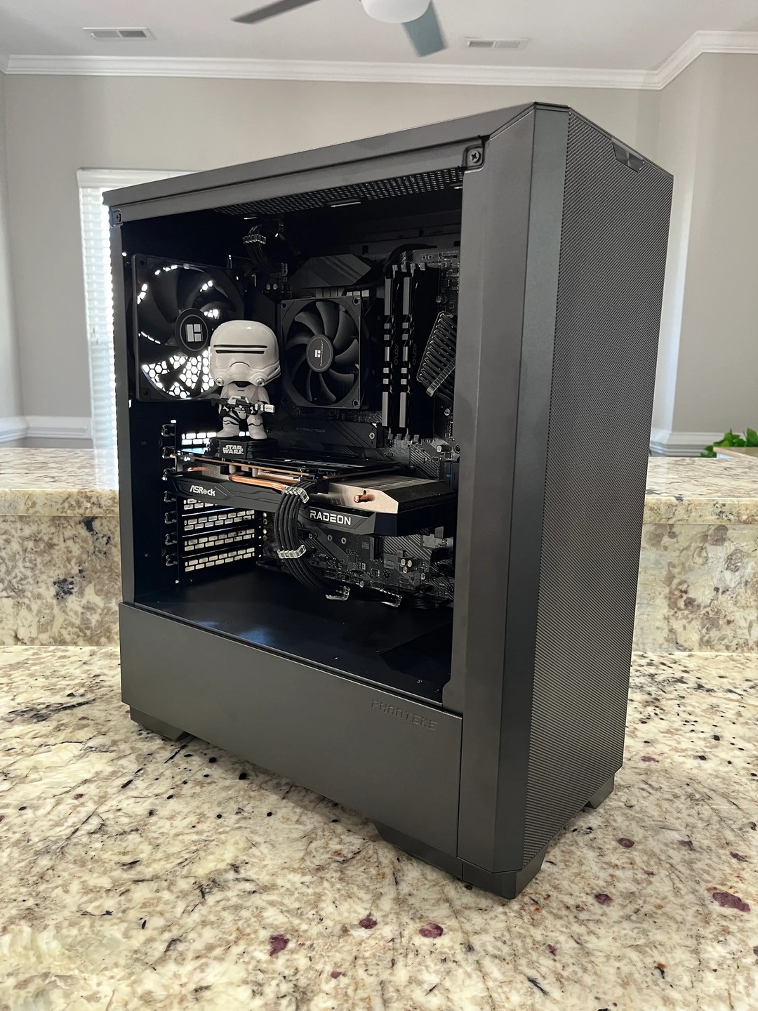 Challenger's Fury Gaming PC: Unleashing the i5-11400F with a