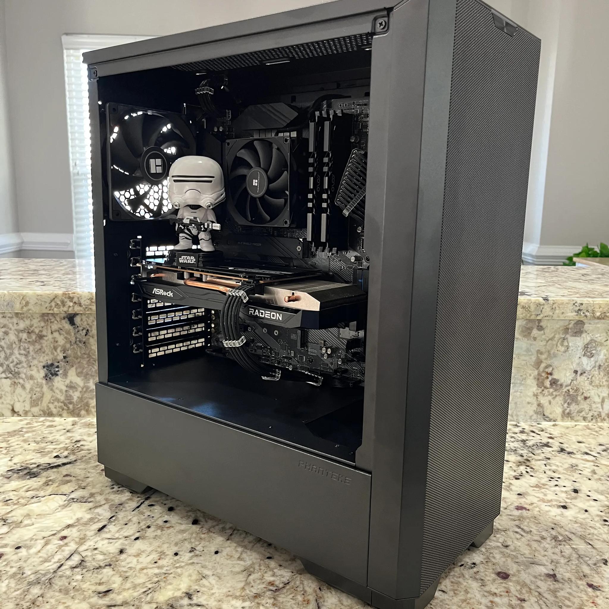 "Challenger's Fury Gaming PC: Unleashing the i5-11400F with a Radeon RX 6600XT 8GB Graphics Card"