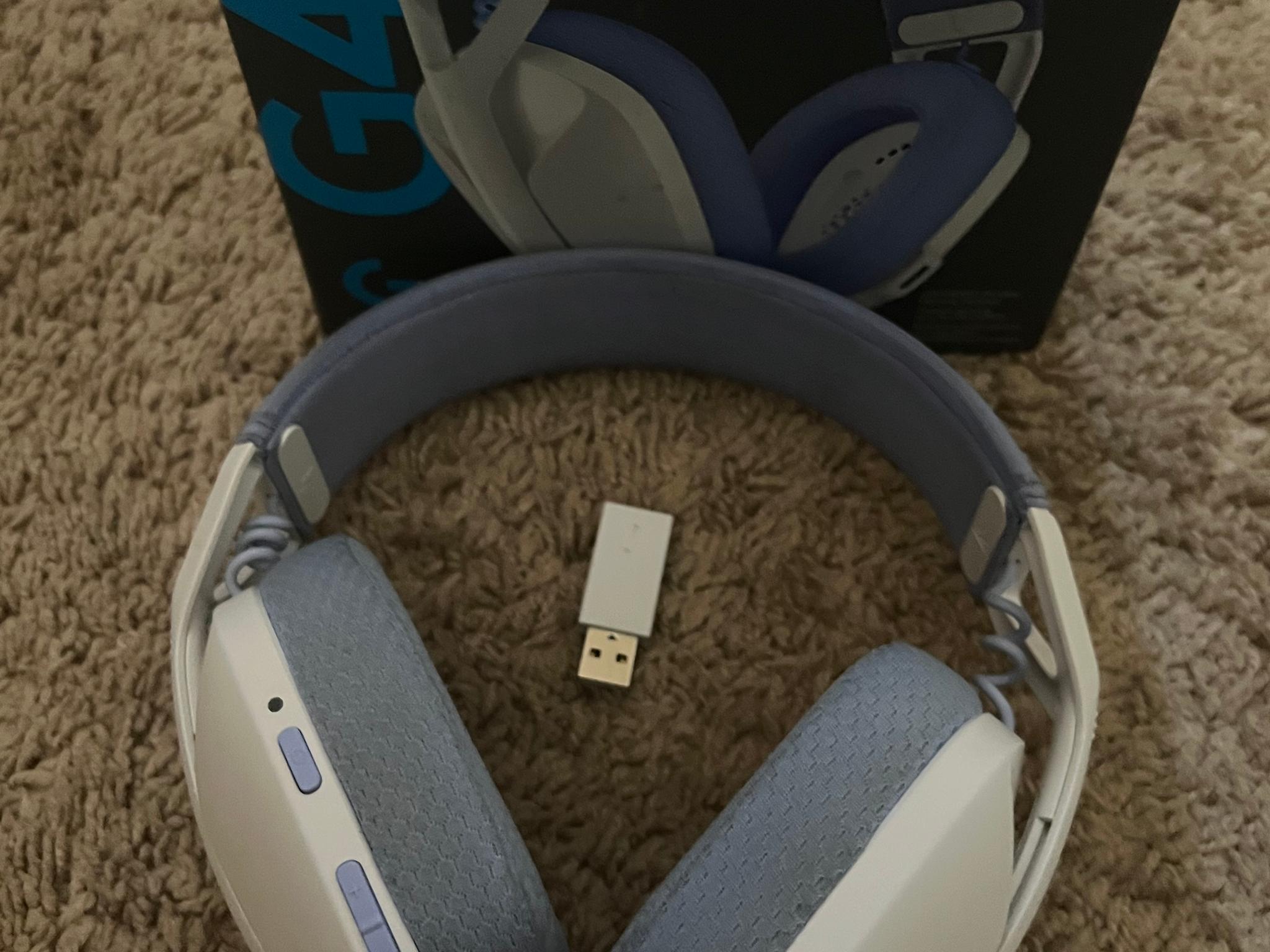 Monitor bundle.