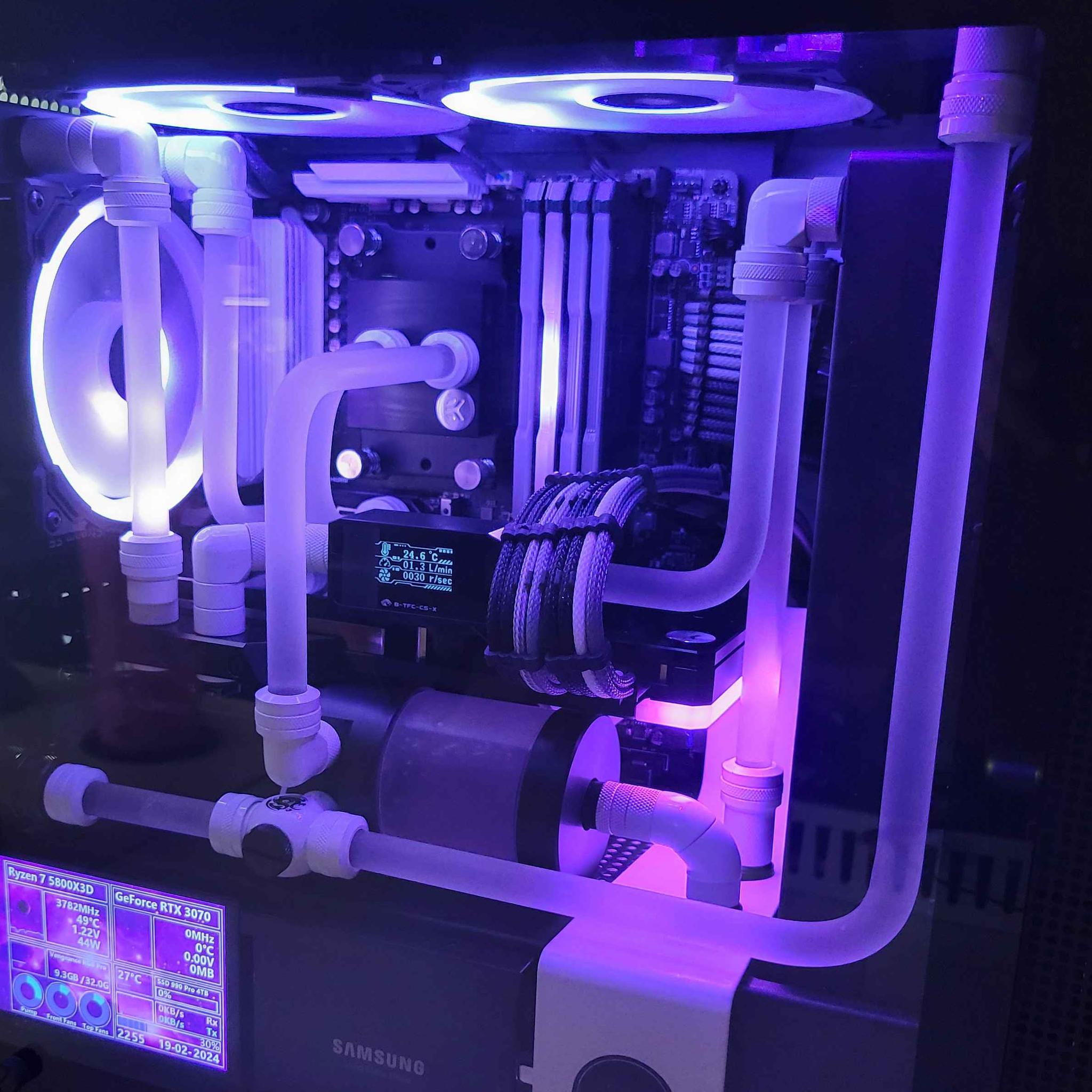 EVGA GeForce RTX 3070 XC3 ULTRA 8GB GDDR6 Graphics Card + EK Quantum Vector waterblock included