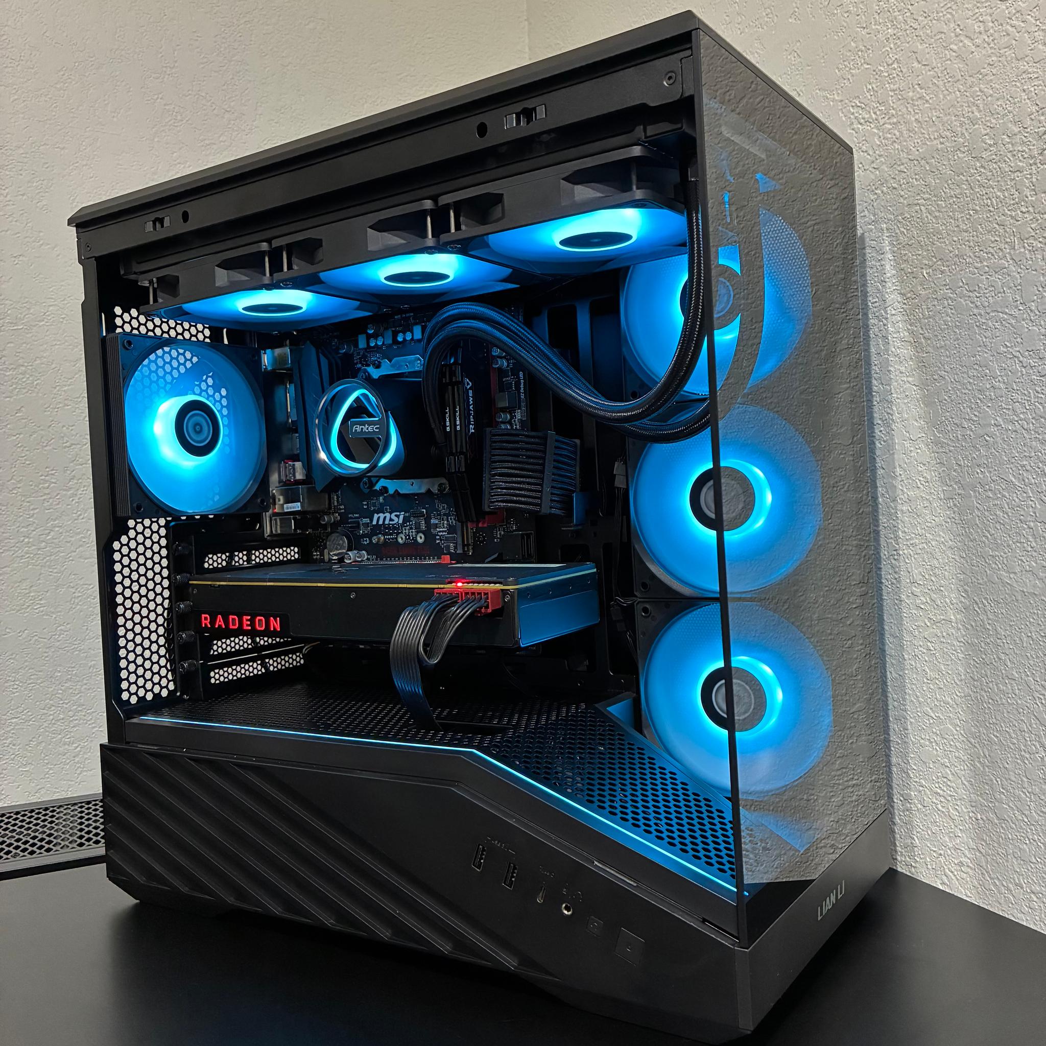 AMD Gaming PC w/ Radeon RX Vega 64 8GB / Ryzen 5 1600X / 16GB DDR4