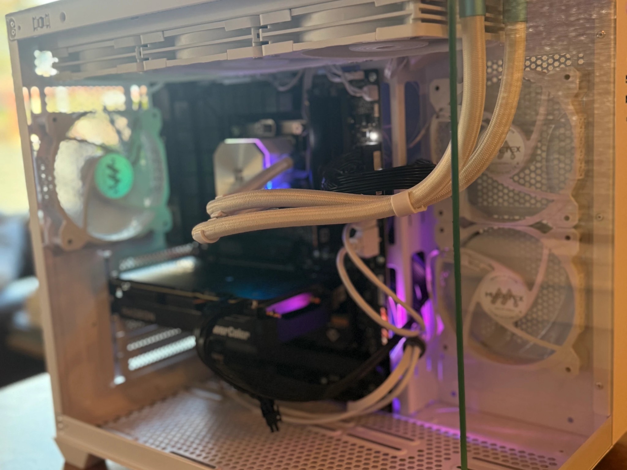 1440p Beast - RX 9060 XT 16GB, I5 13600, 1TB SSD, 32GB DDR5 RAM