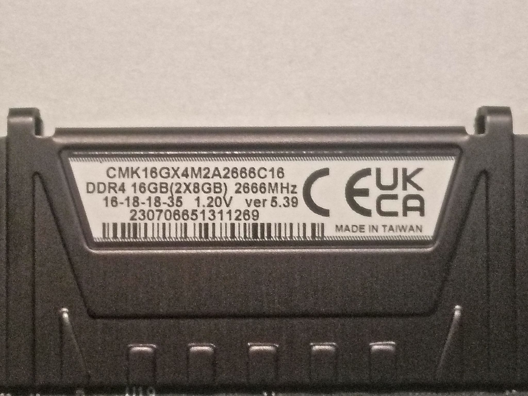 Corsair Vengeance LPX 16GB (2x8GB) DDR4 2666MHz 288-Pin DIMM CMK16GX4M2A2666C16