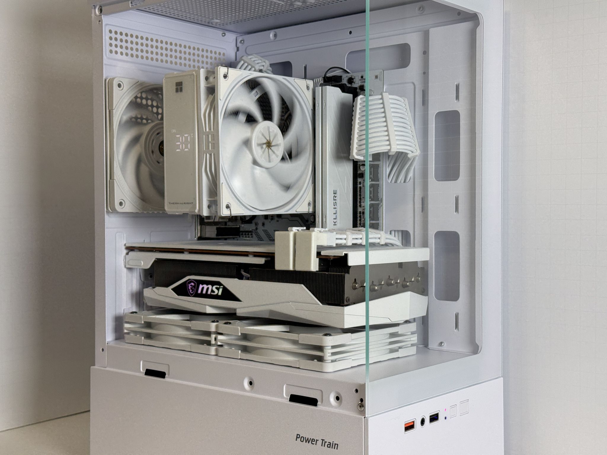 ❄️Arctic White❄️ 1440p | RX 6700 XT | Ryzen 5 5600 | 1TB NVMe | 16GB DDR4