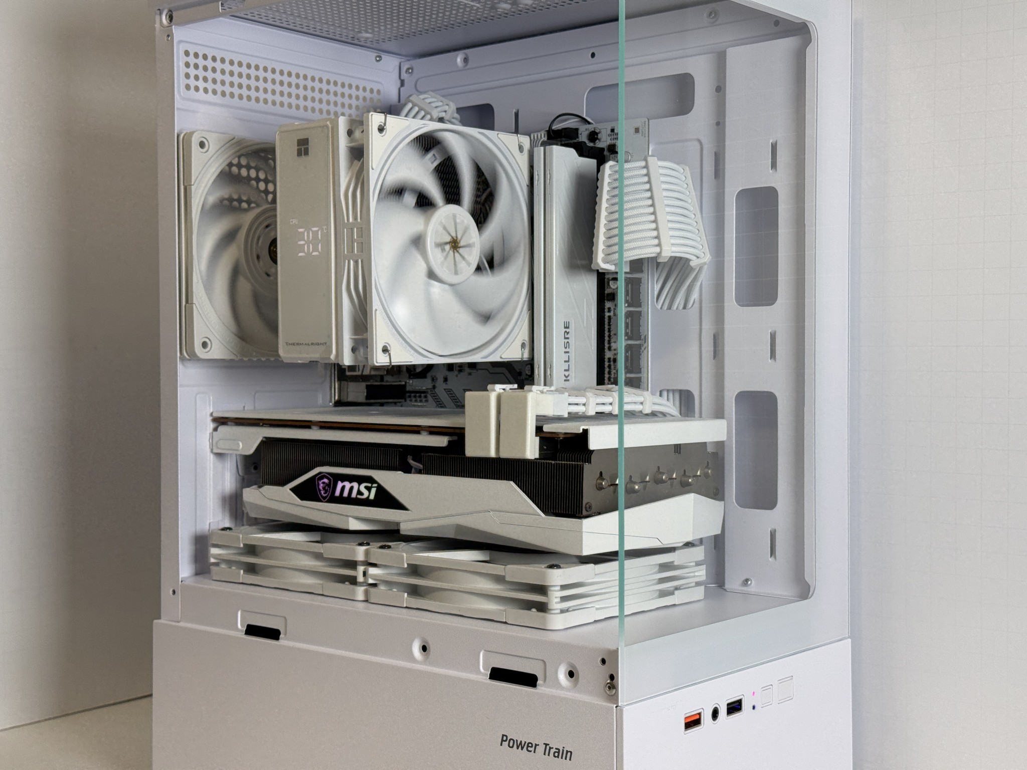 ❄️Arctic White❄️ 1440p | RX 6700 XT | Ryzen 5 5600 | 1TB NVMe | 16GB DDR4