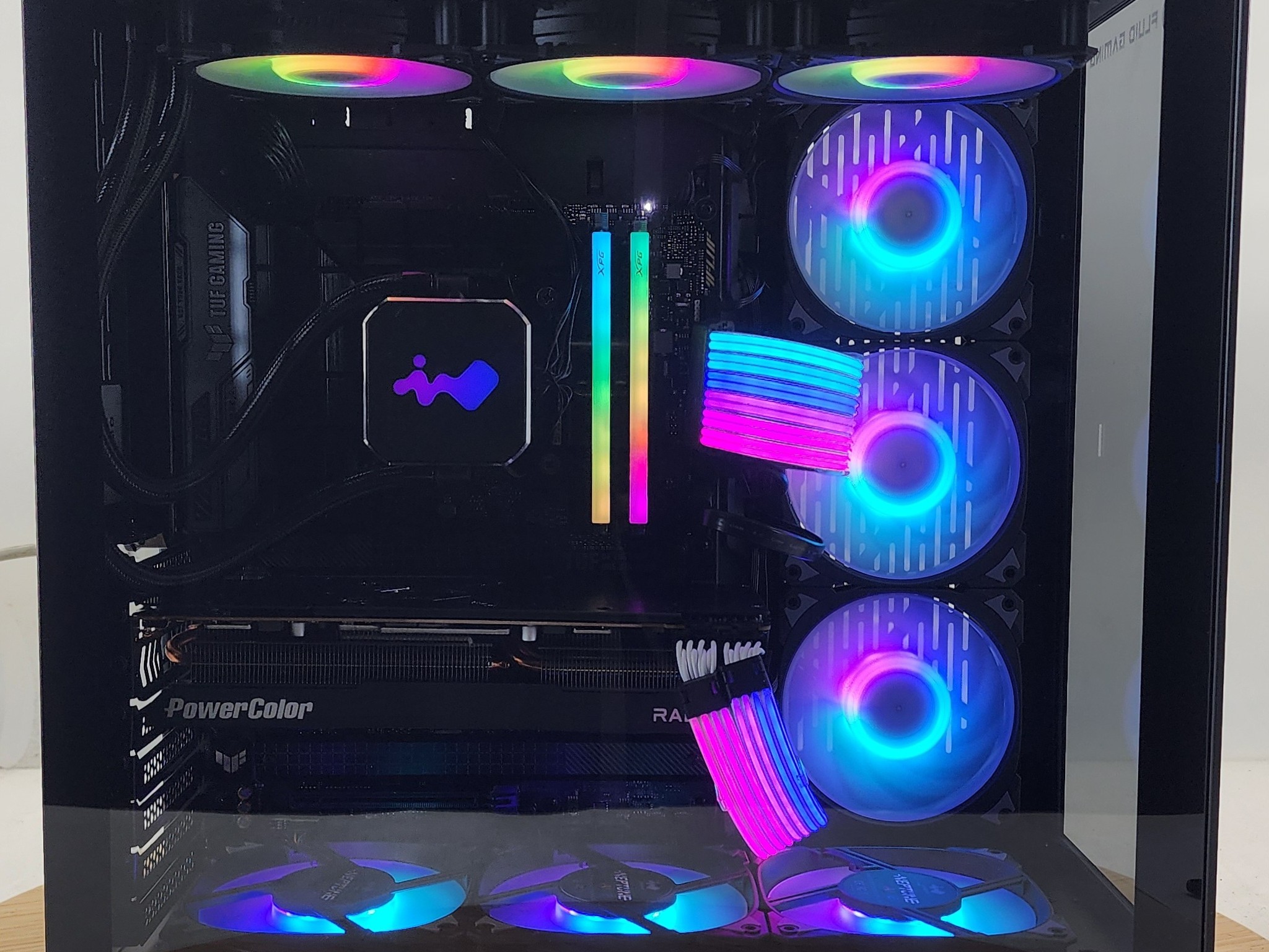 Gaming PC i7-14700KF 32GB RAM 1TB SSD RX 7800 XT 16GB Windows 11 Computer