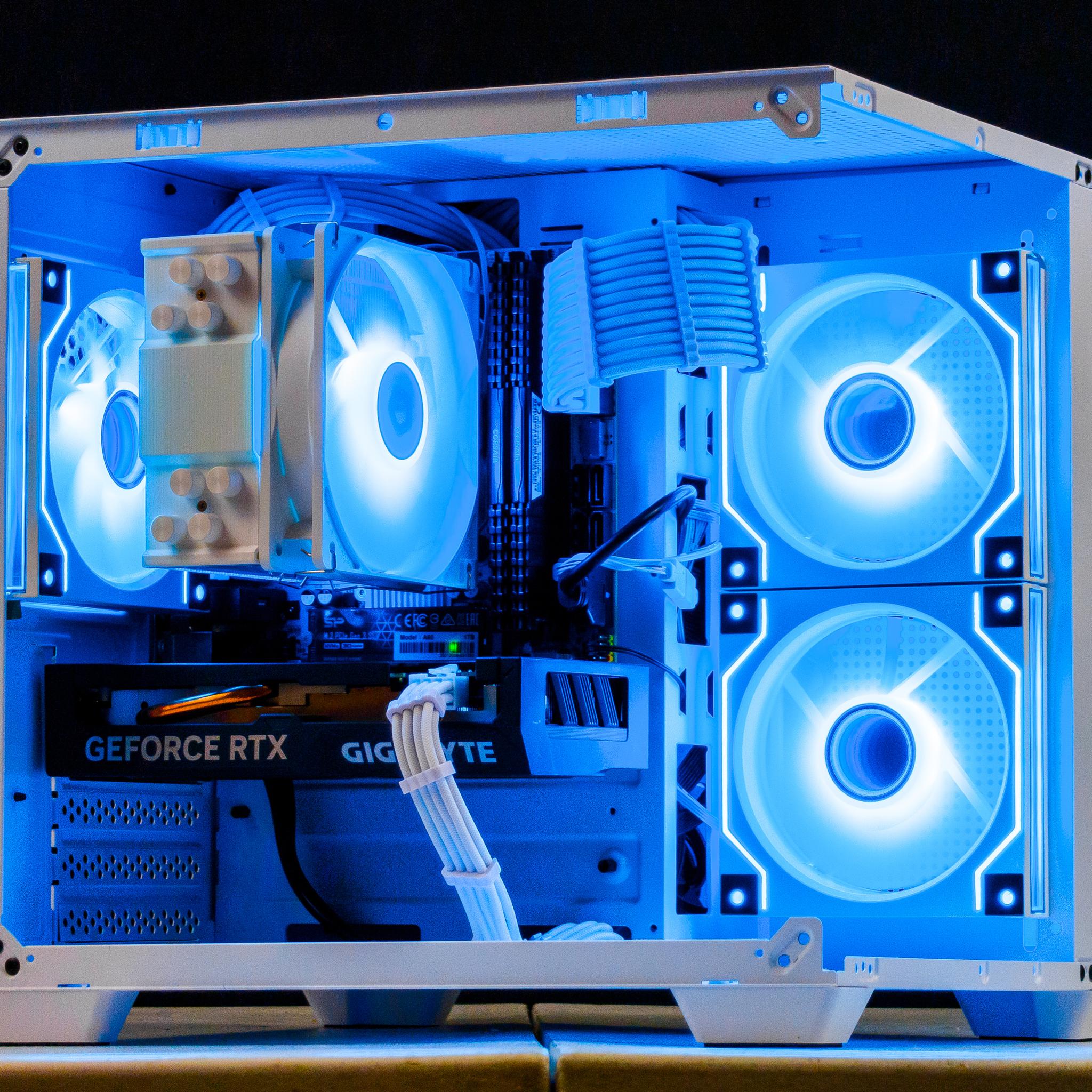 🤍🖤 RTX 4060 / Ryzen 7 3800X / 16GB Gaming PC 🖤🤍
