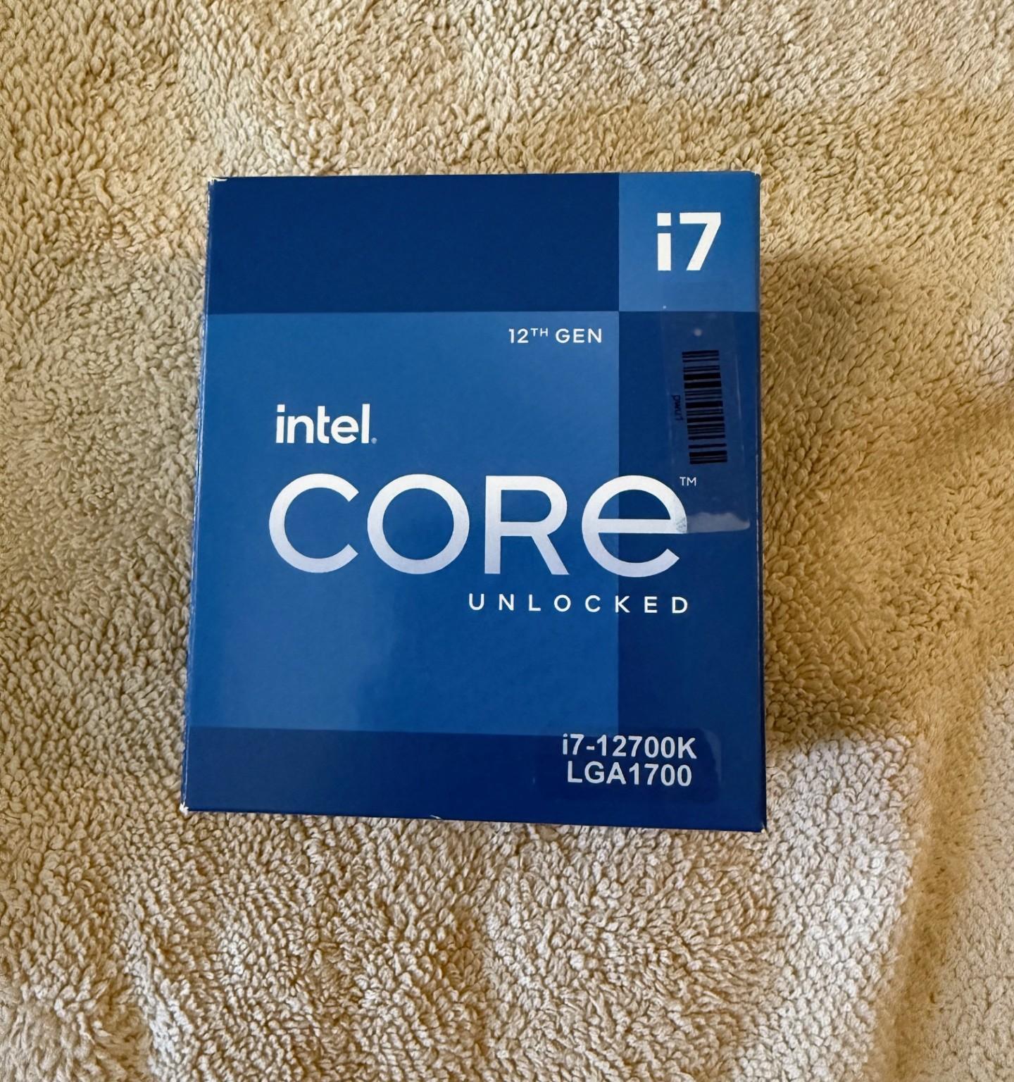 Intel i7 12700K