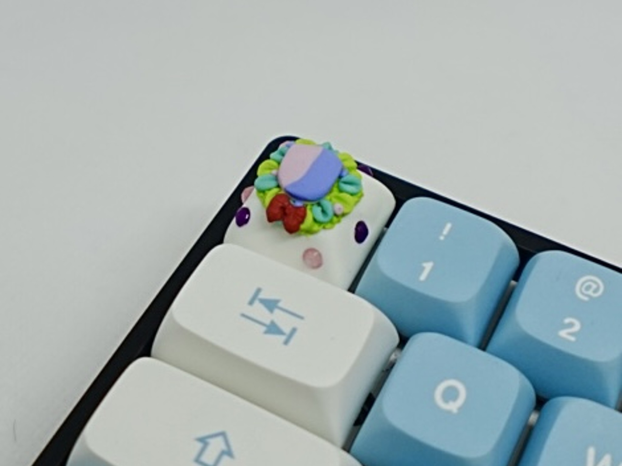 Jawa Exclusive Holiday Artisan Keycap - Limited edition 2023