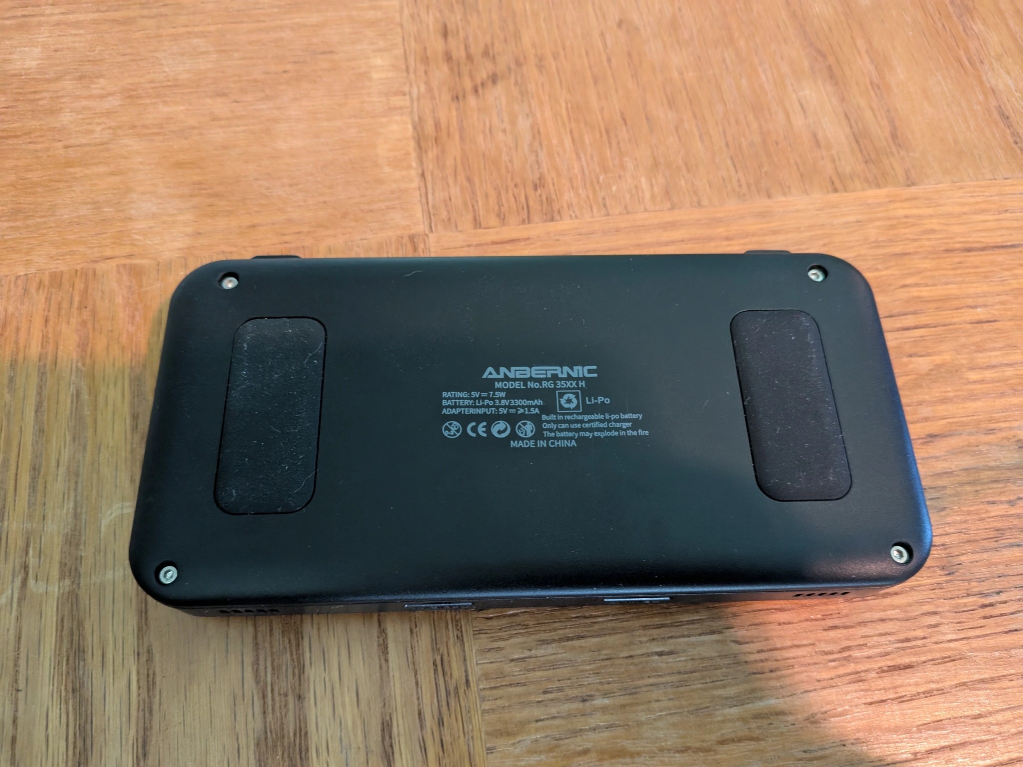 Anbernic RG35XX H Retro Handheld Game Console