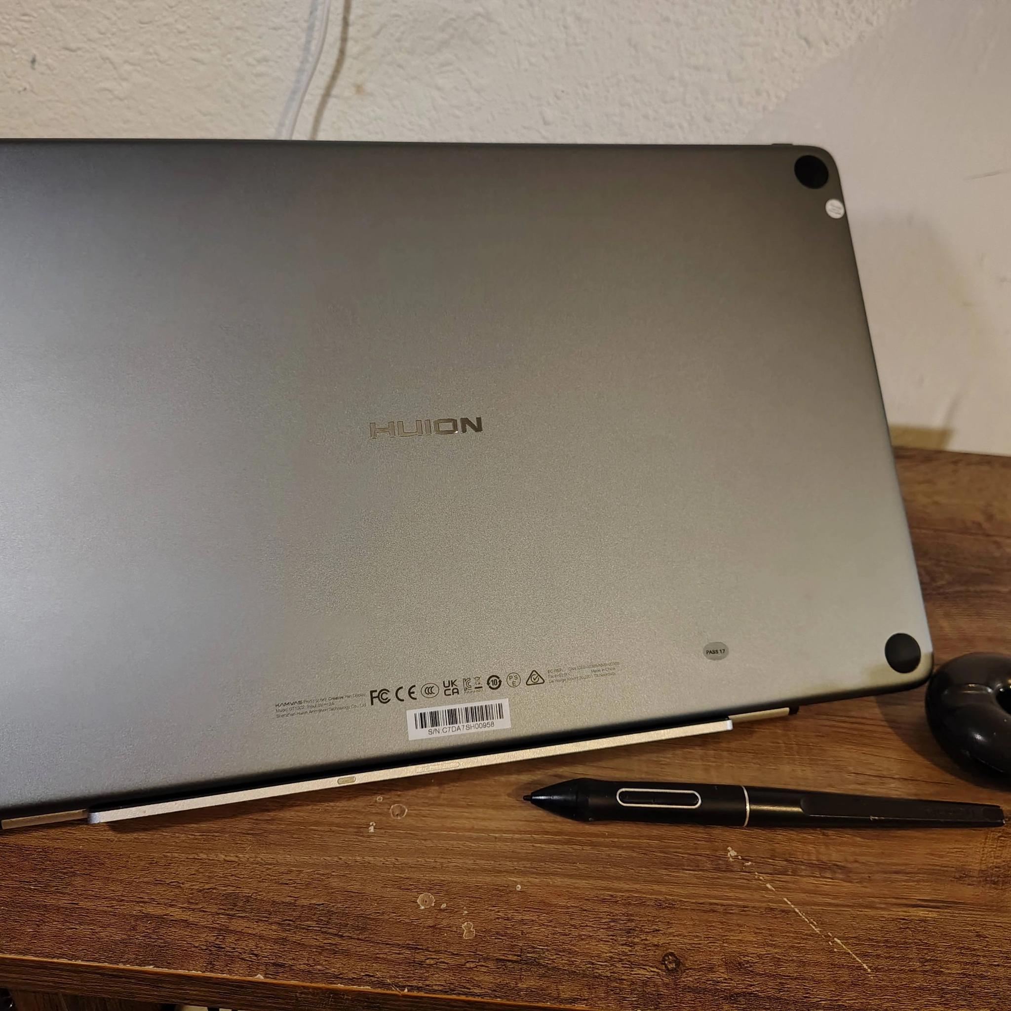 HUION Kamvas Pro 13 2.5K QHD