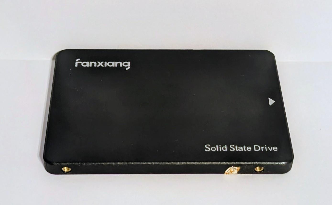 ☆★ 4tb 2.5 ssd ★☆