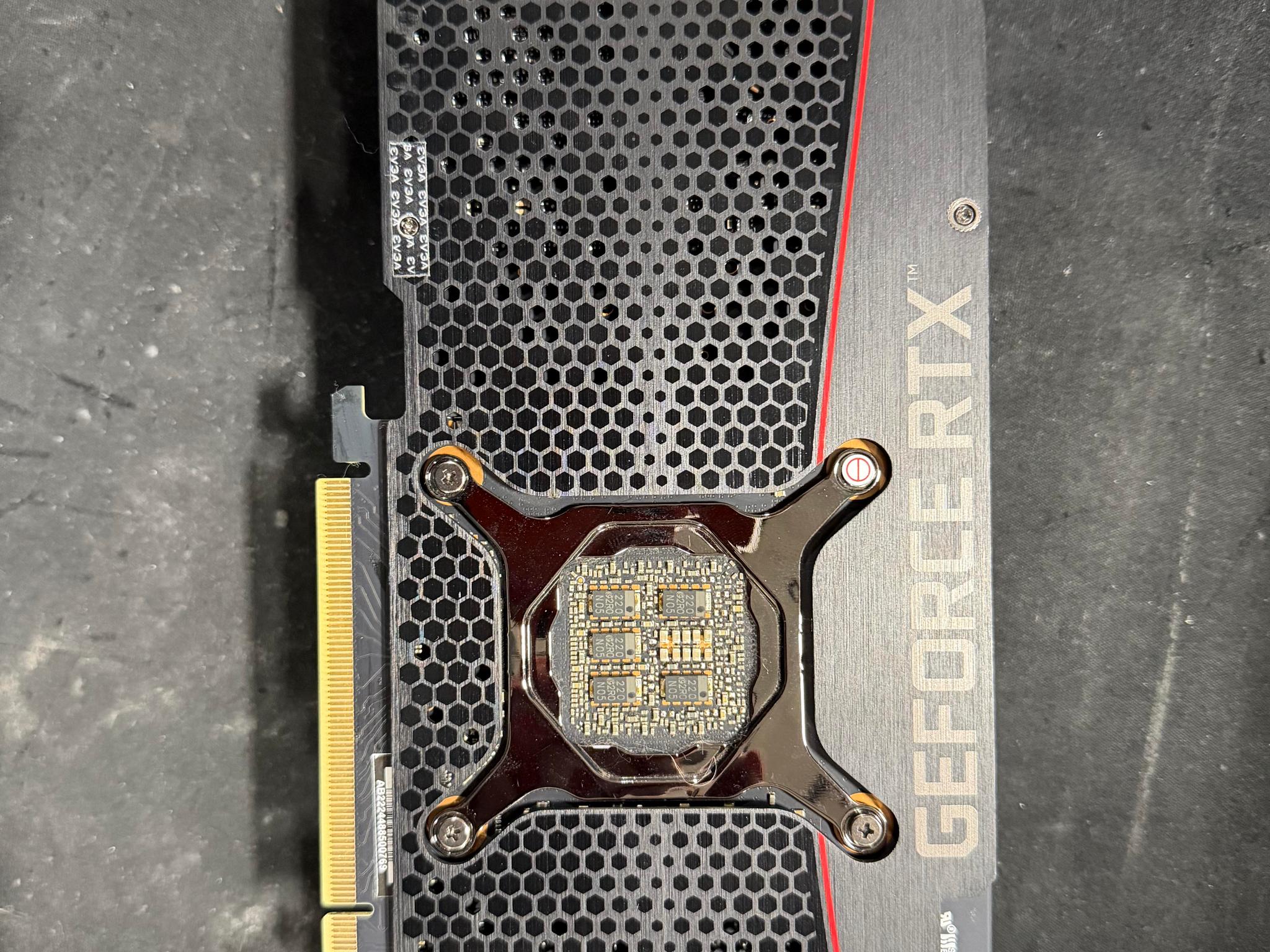 EVGA GeForce RTX 3080 XC3 GAMING w/ Minor Wear and Tear