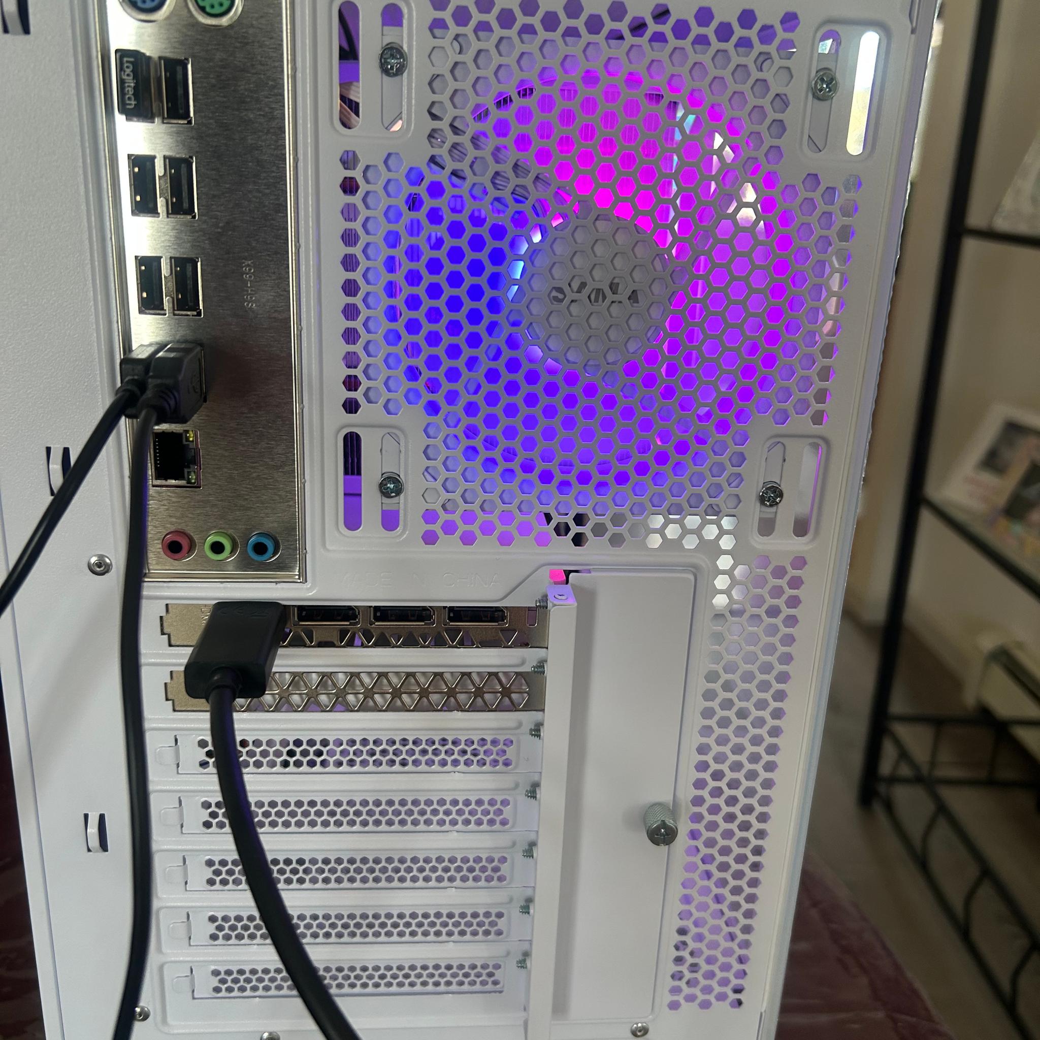 White gaming PC for beginners.