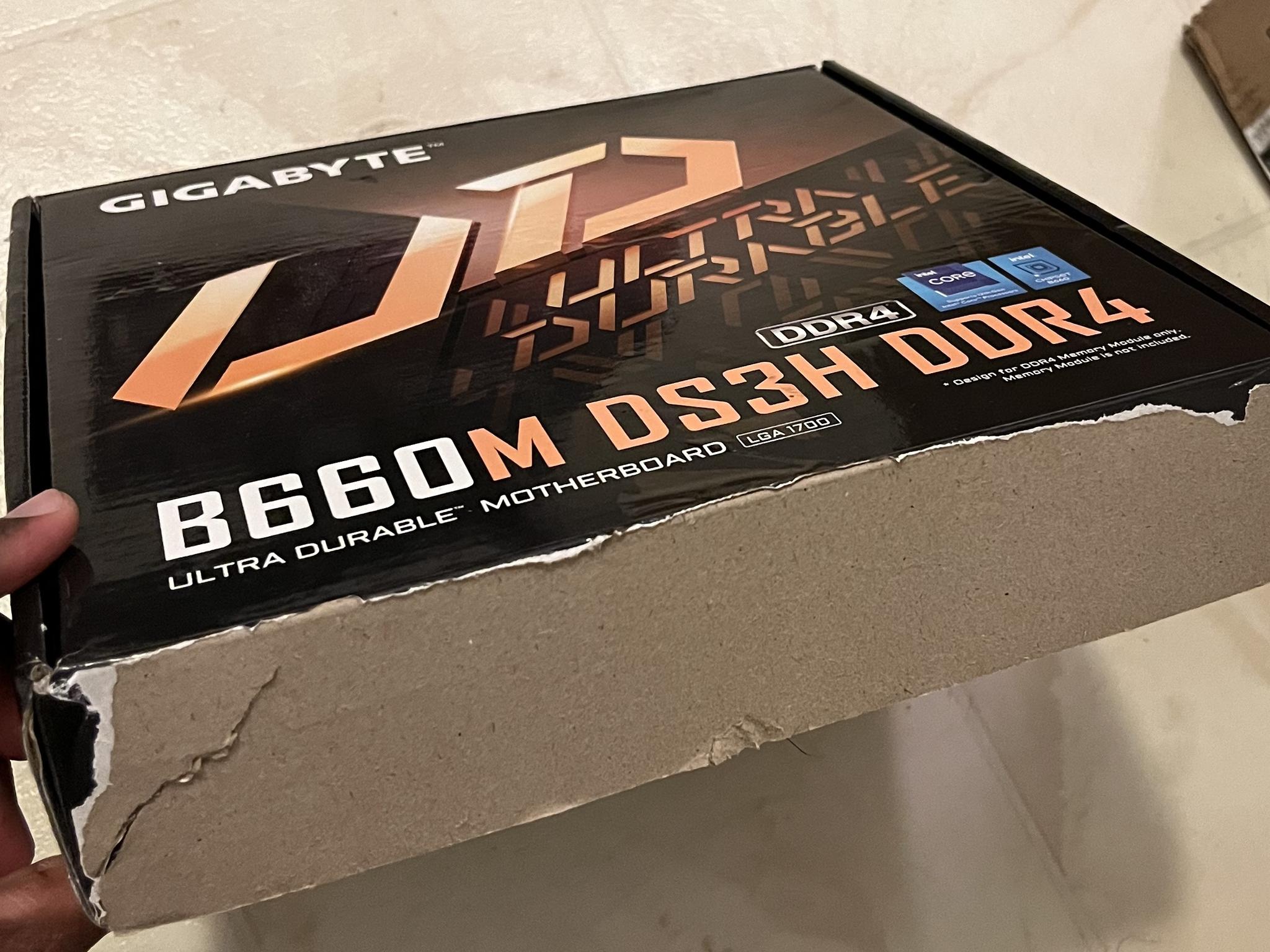 GIGABYTE B660M DS3H DDR4 LGA 1700 MicroATX Intel Motherboard