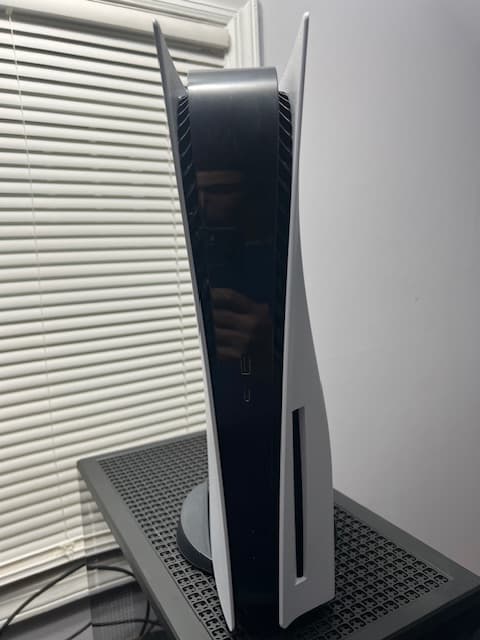 Playstation 5 + Black Plates