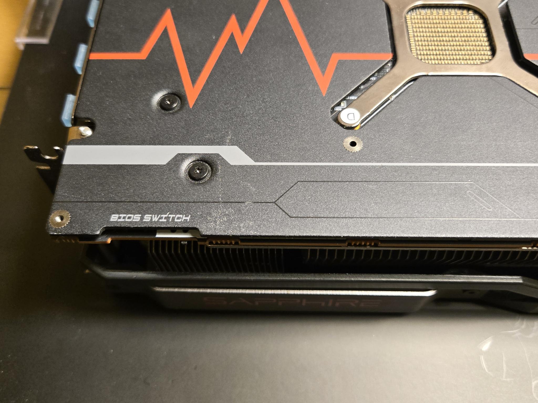 Sapphire Pulse RX 6800XT 16GB Scuff/Scrape