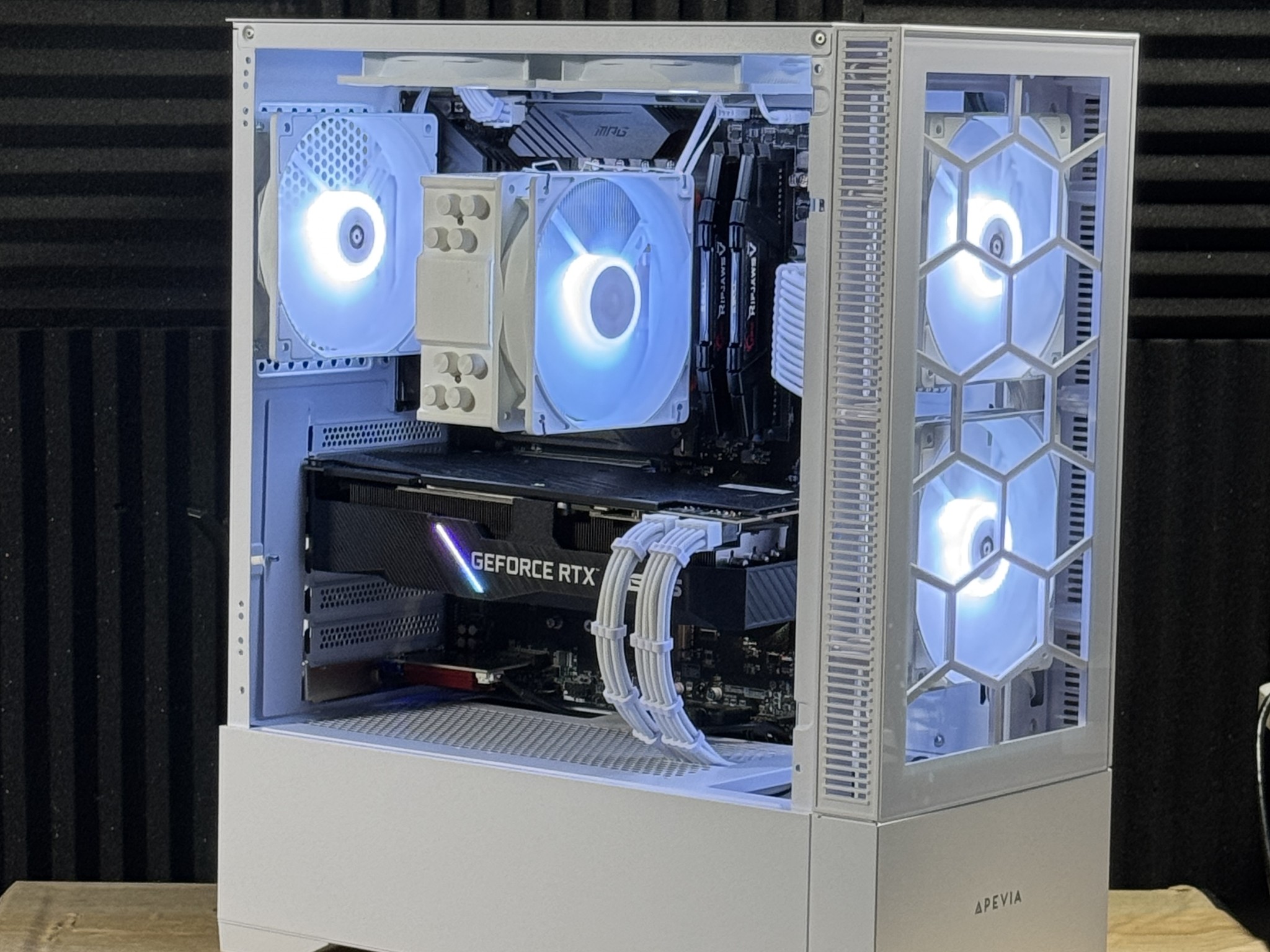 ⚪️🔥 RTX 2070 Super | Ryzen 5 5500 | 16GB DDR4 | 500GB SSD | WiFi + BT