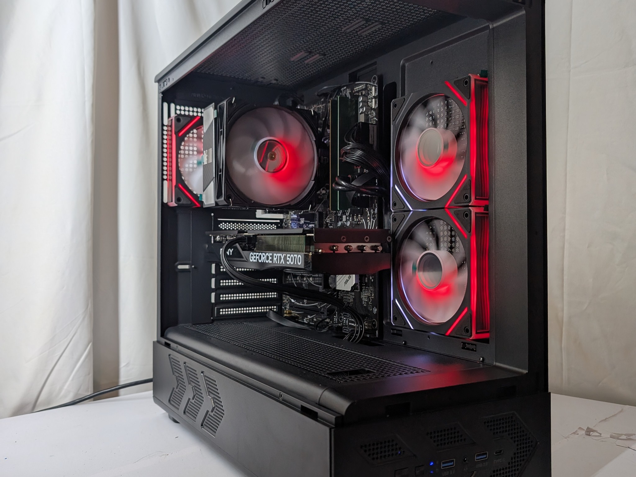 RTX 5070 | RYZEN 5 7500F | 16GB DDR5 | 650W PSU | 1TB NVME
