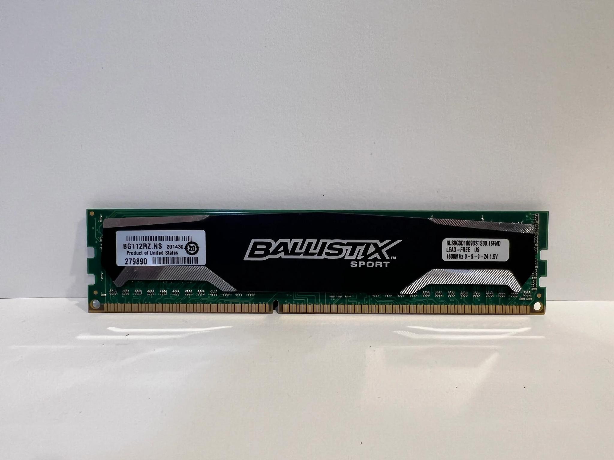 16GB (2x8 GB) DDR3 RAM - Ballistix Sport RAM - 1600 MHz