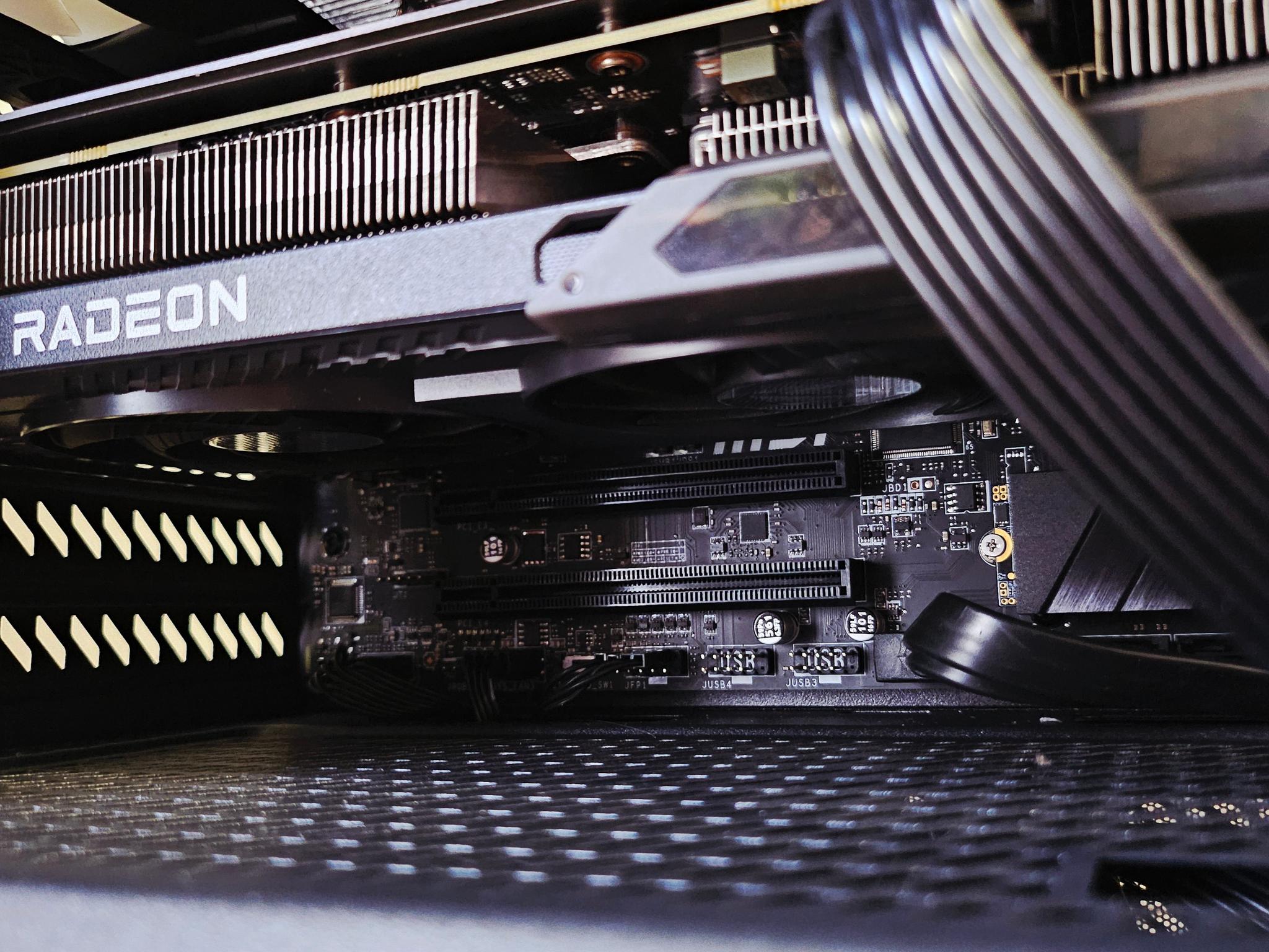 Custom Steam PC | Ryzen 5 5500X3D | RX 9060 XT 8GB | SteamOS | Controller Included