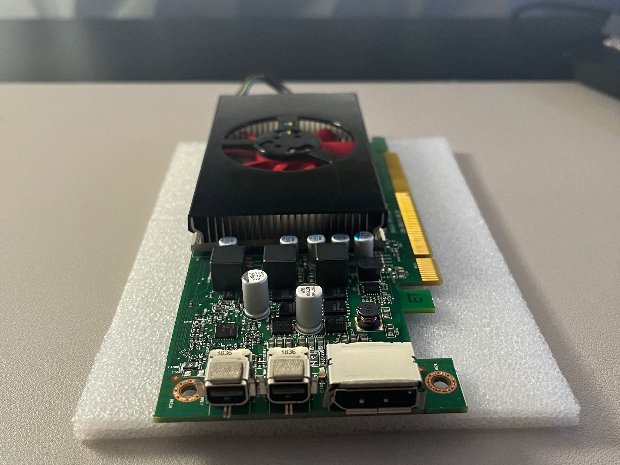 Dell AMD Radeon RX 550 4GB GDDR5 Graphics Card