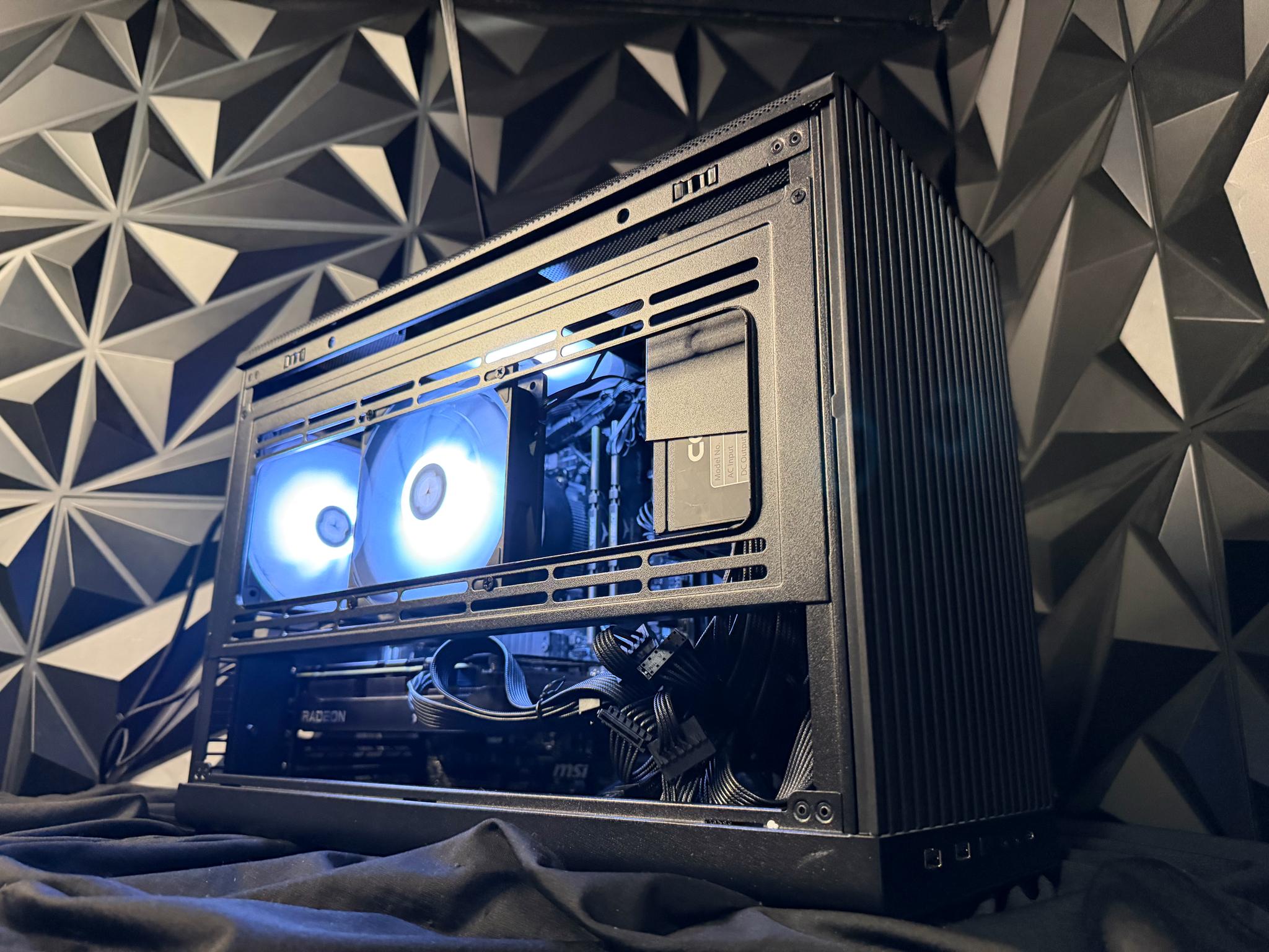 🎮🔥 GAMER 5590 🔥🎮 Ryzen 5 5500| RX 9060XT| 16 GB DDR4| 1.25 TB NVMe| 650W PSU