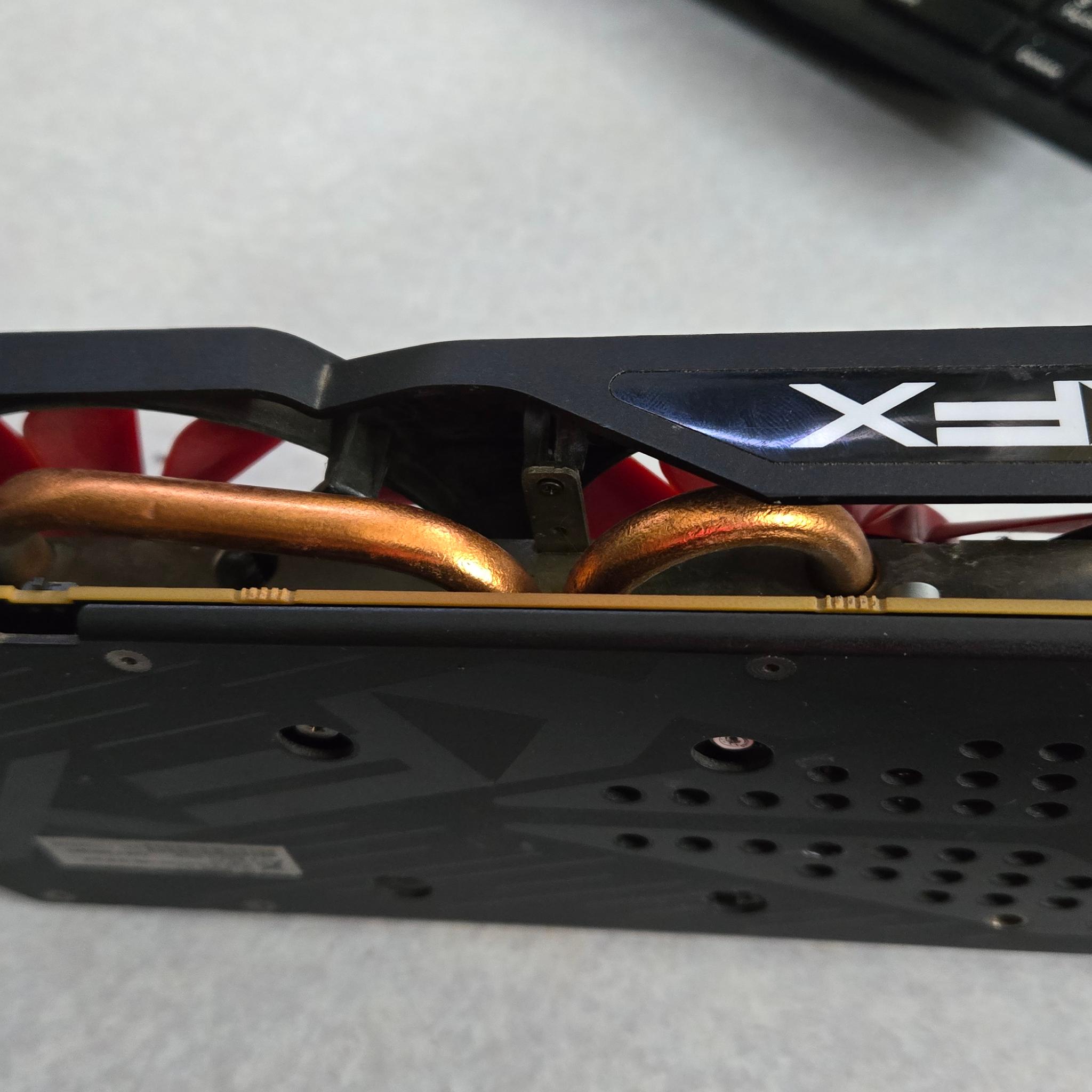 PARTS ONLY! RX 570 8GB and Quadro K4200 4GB. LOT