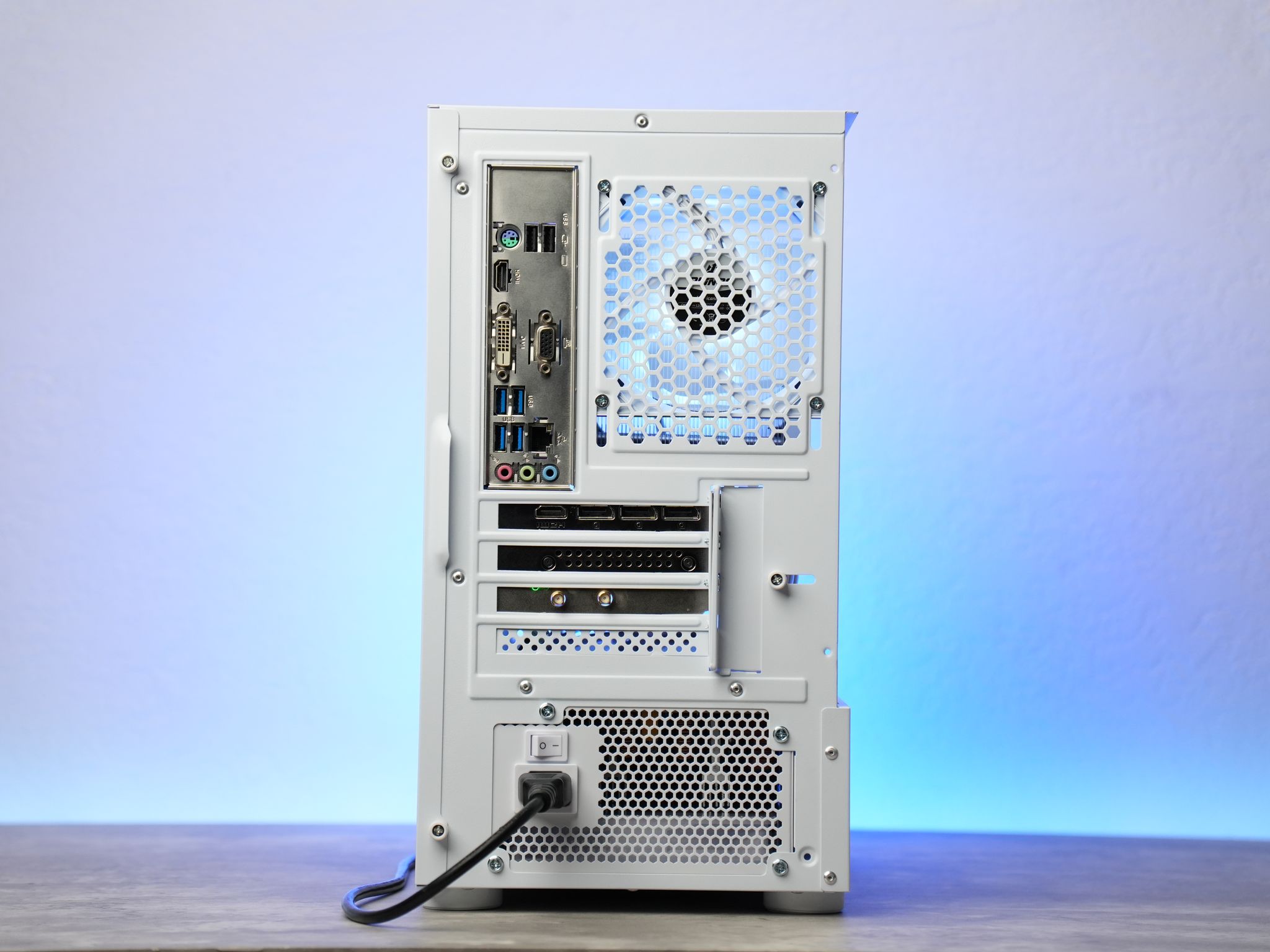 Gaming PC | RTX 5060 | RYZEN 5 5600X | 32GB RAM | 1TB SSD | WINDOWS 11