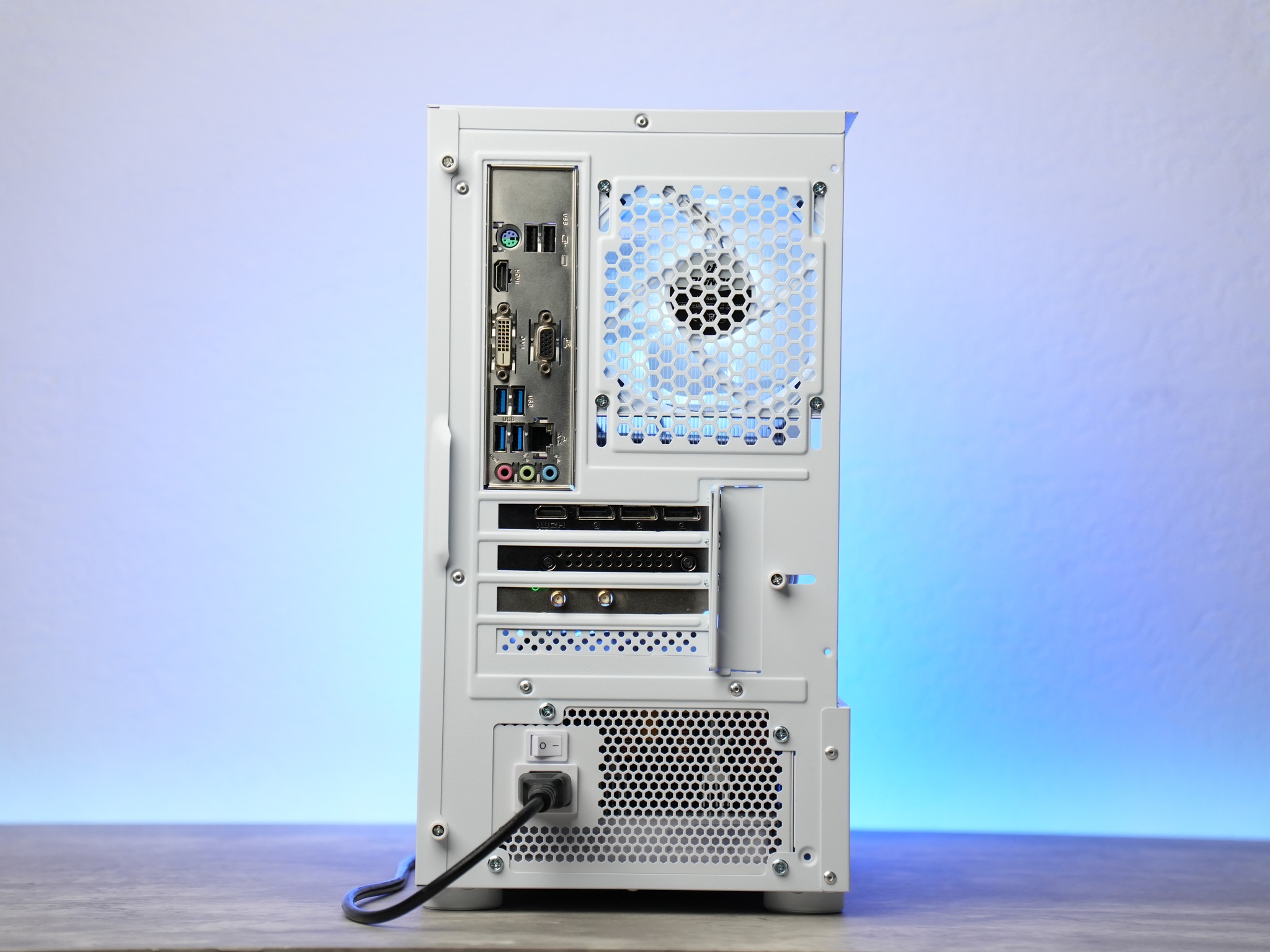 Gaming PC | RTX 5060 | RYZEN 5 5600X | 32GB RAM | 1TB SSD | WINDOWS 11