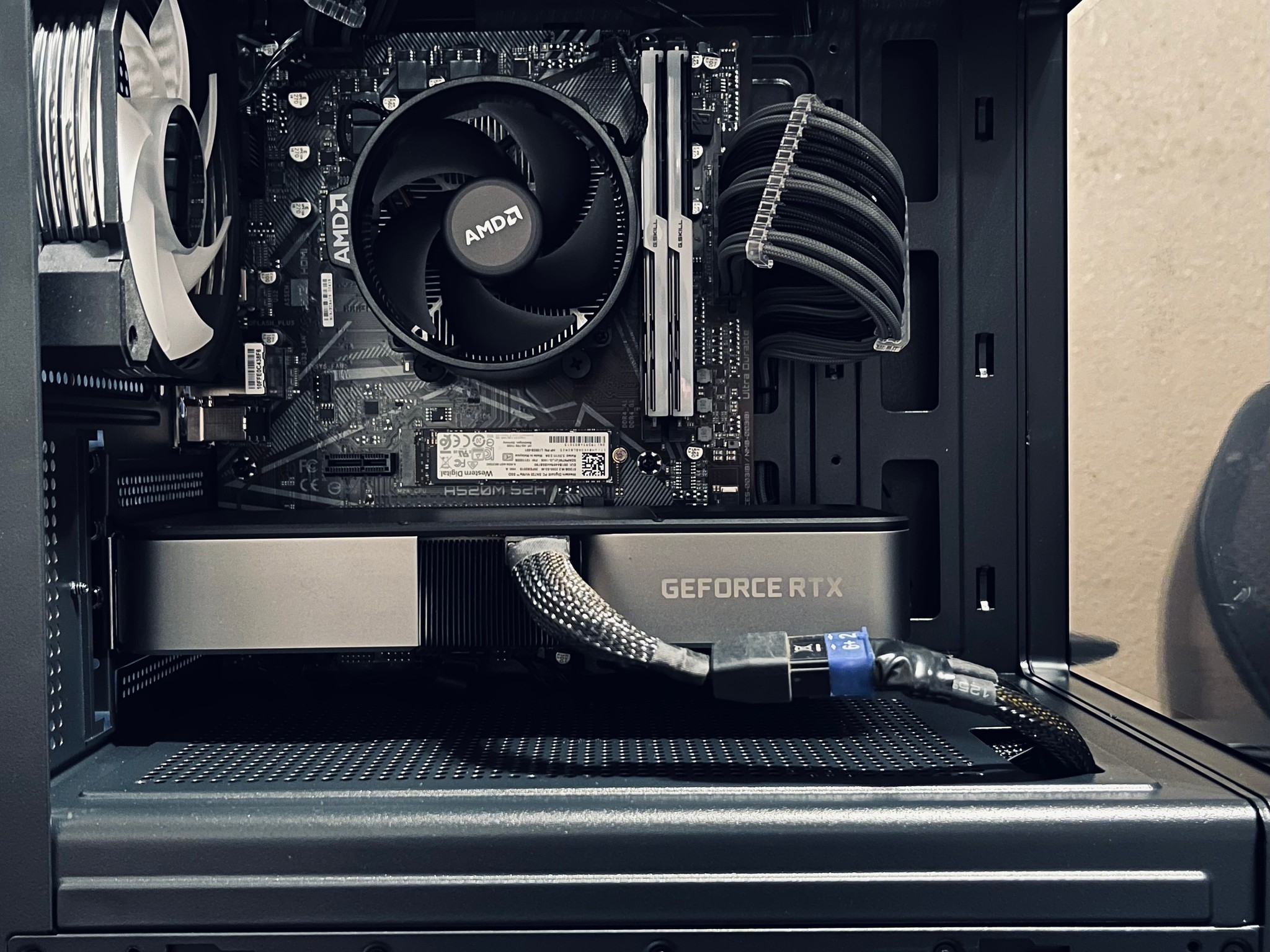 Performance Gaming PC |RTX 3070 // Ryzen 5500 // 2.5TB Storage|
