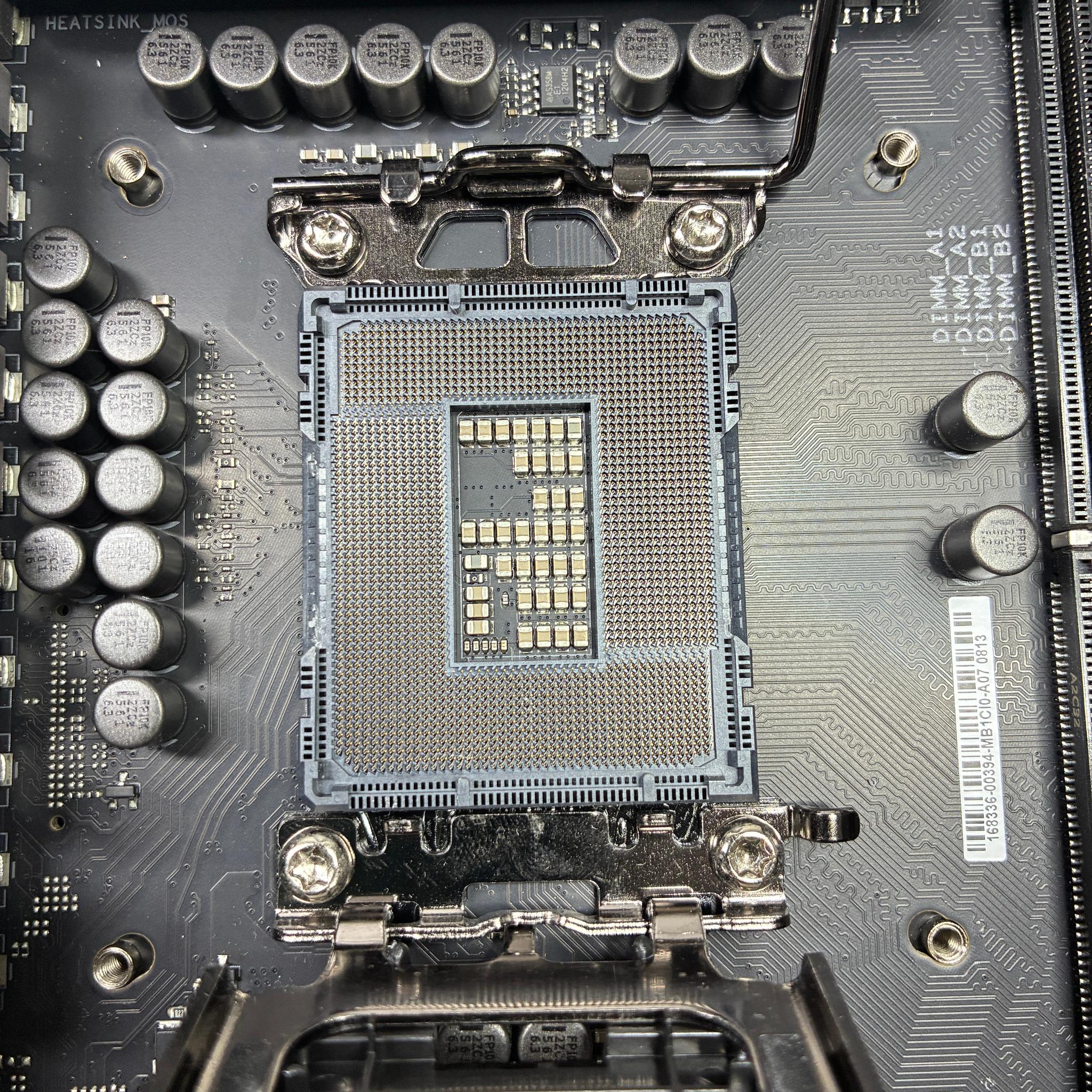 ASUS ROG Maximus Z790 Hero (Motherboard)