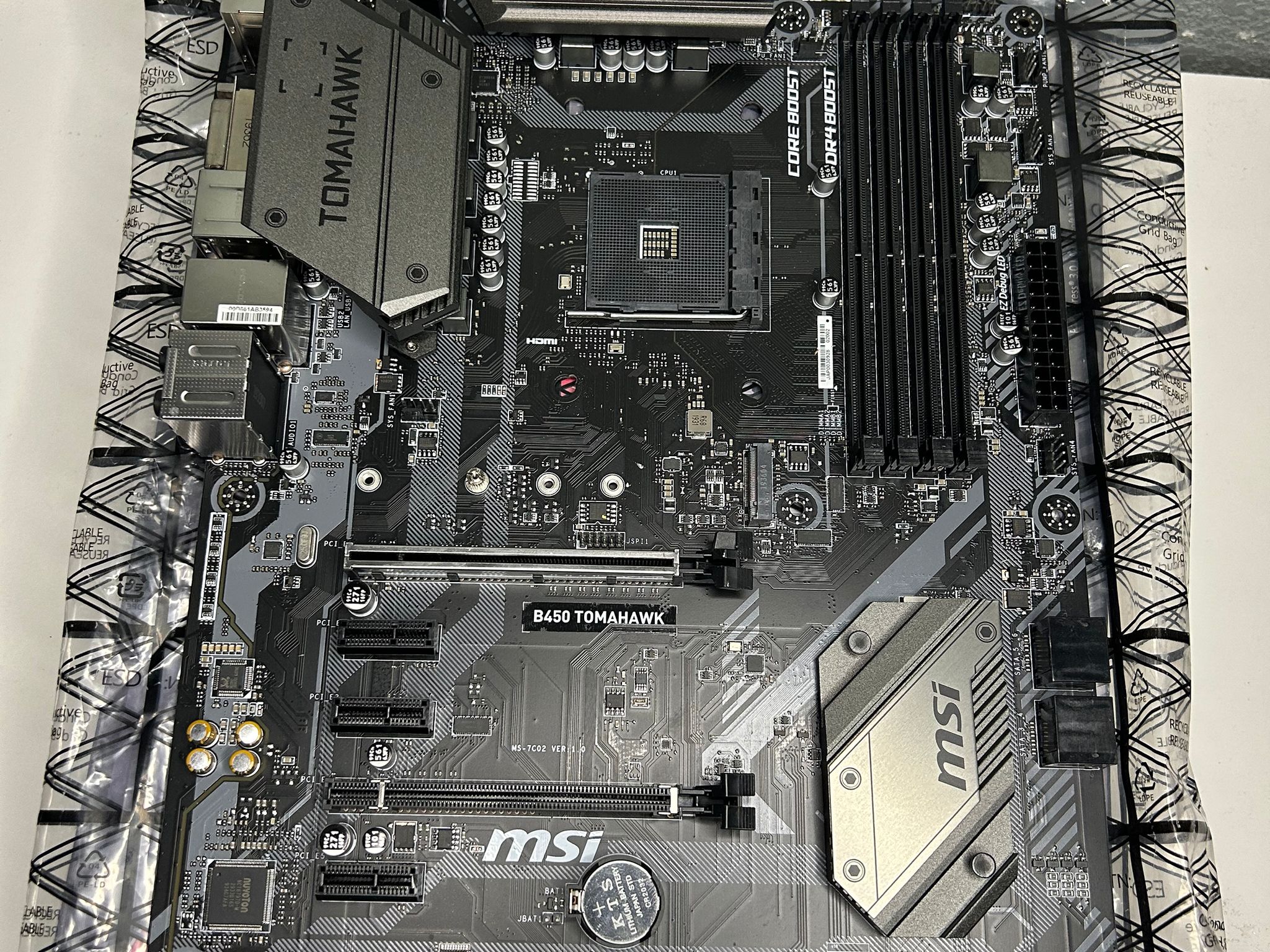 MSI B450 Tomahawk ATX AM4 Motherboard