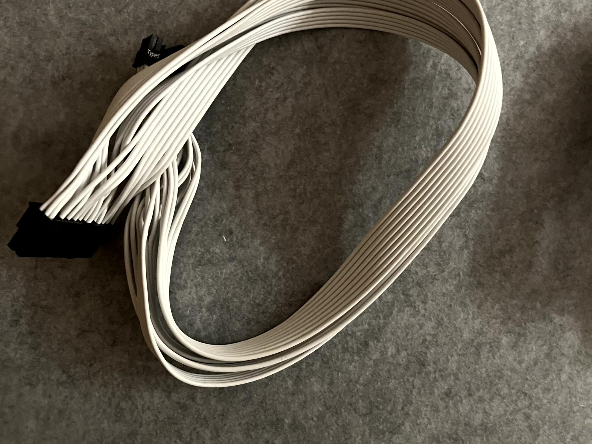 Corsair RM1000x SHIFT - White
