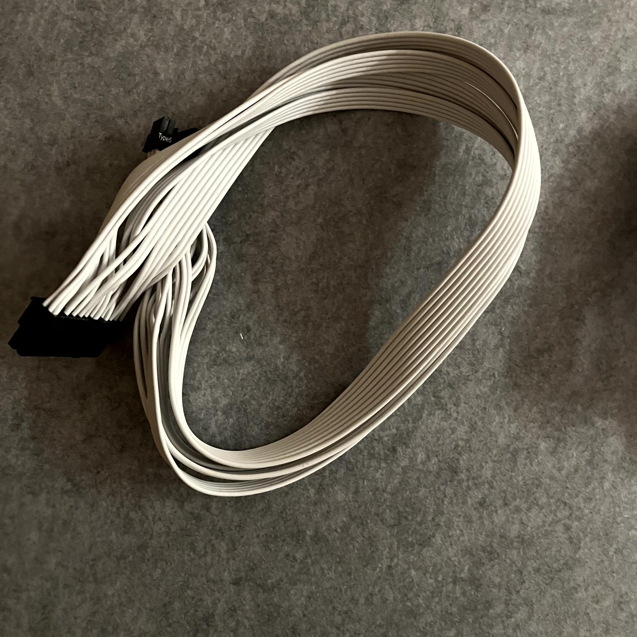 Corsair RM1000x SHIFT - White