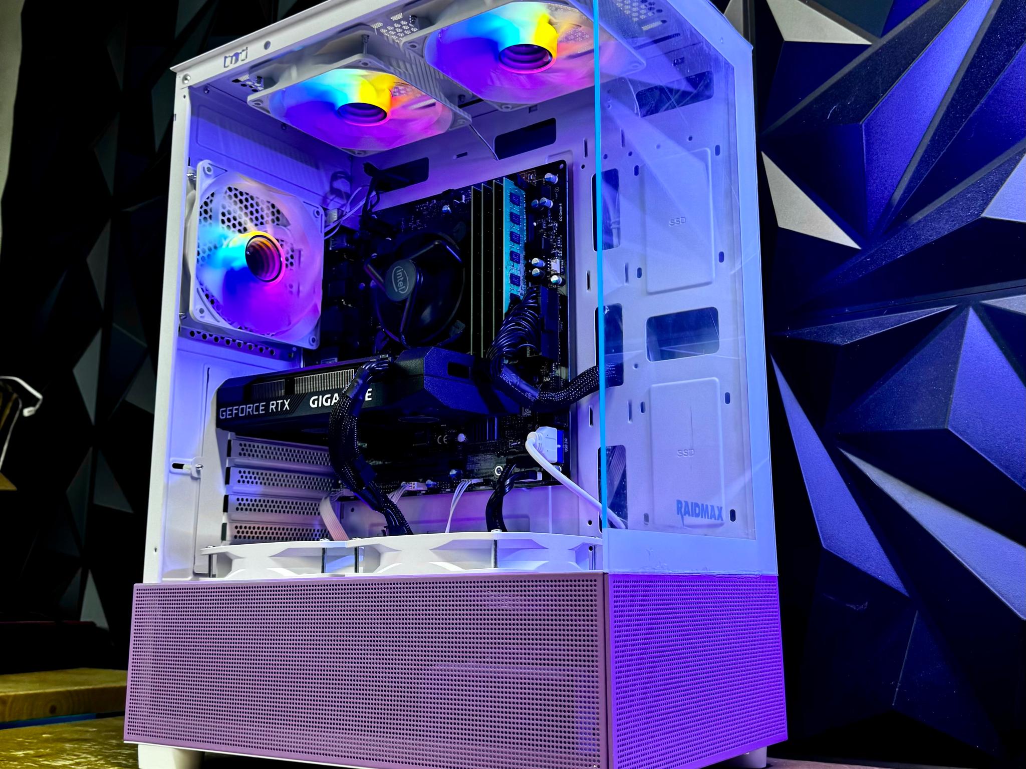Nvidia Geforce RTX 4060 - Intel Core i7 - 32GB RAM - SSD + 1TB Windows 11 Custom Purple Gaming PC