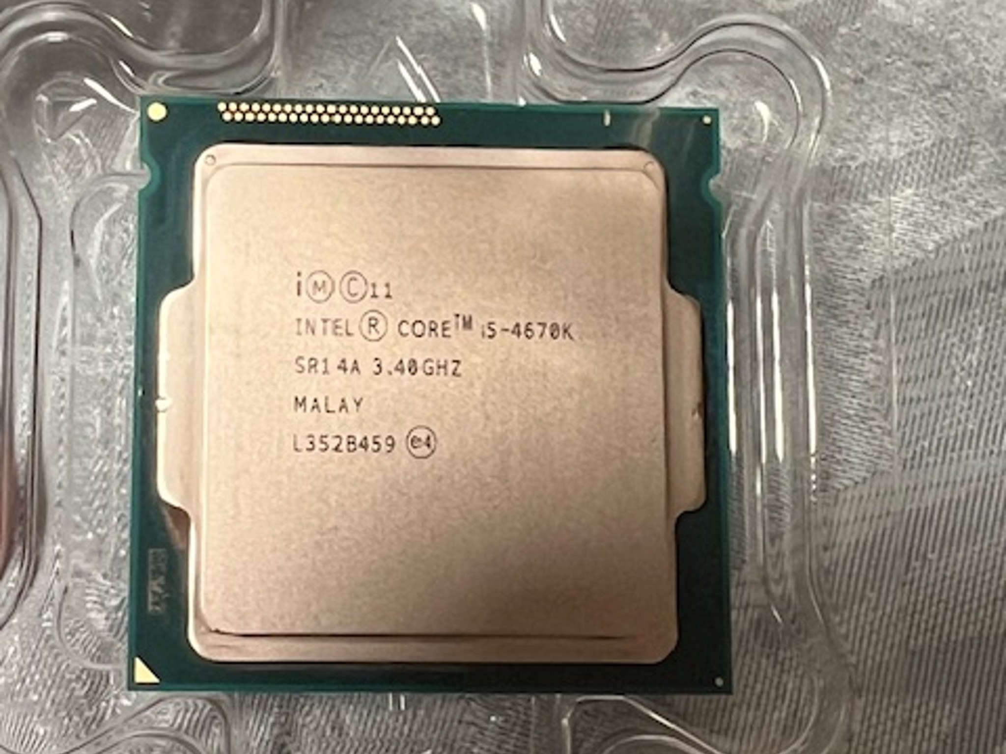 Intel Core i5-4670K - Core i5 4th Gen Haswell Quad-Core 3.4 GHz LGA 1150 84W Intel HD Graphics