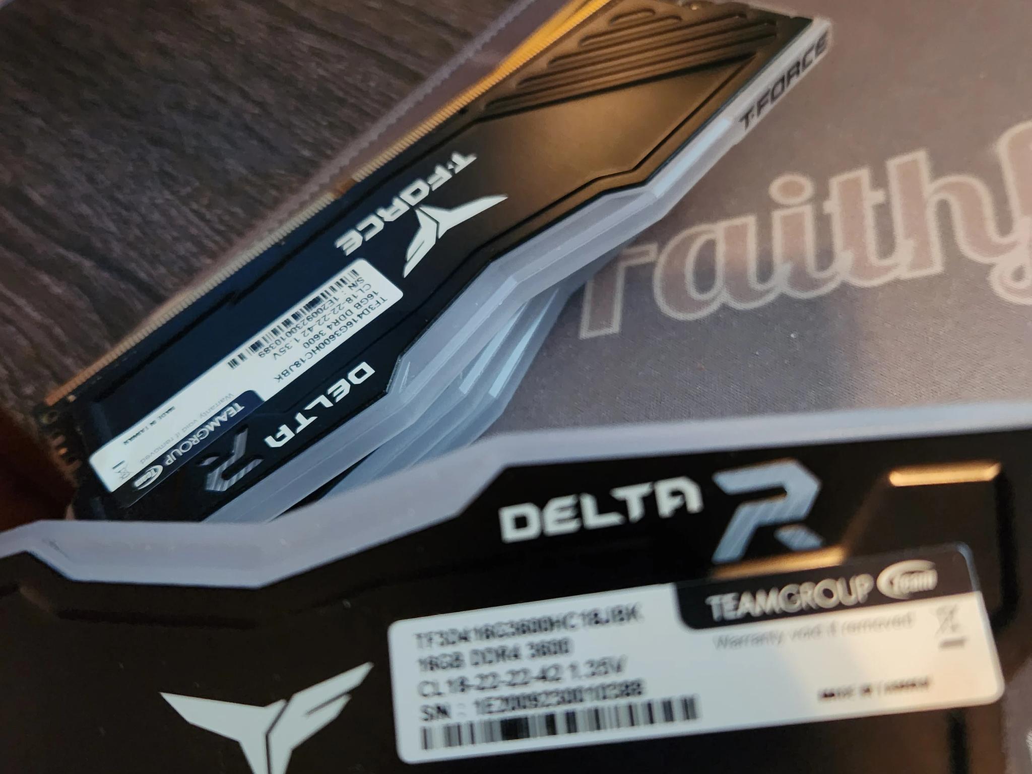 TEAMGROUP T-Force Delta RGB Memory 64GB (4x16) 3600, CL18.