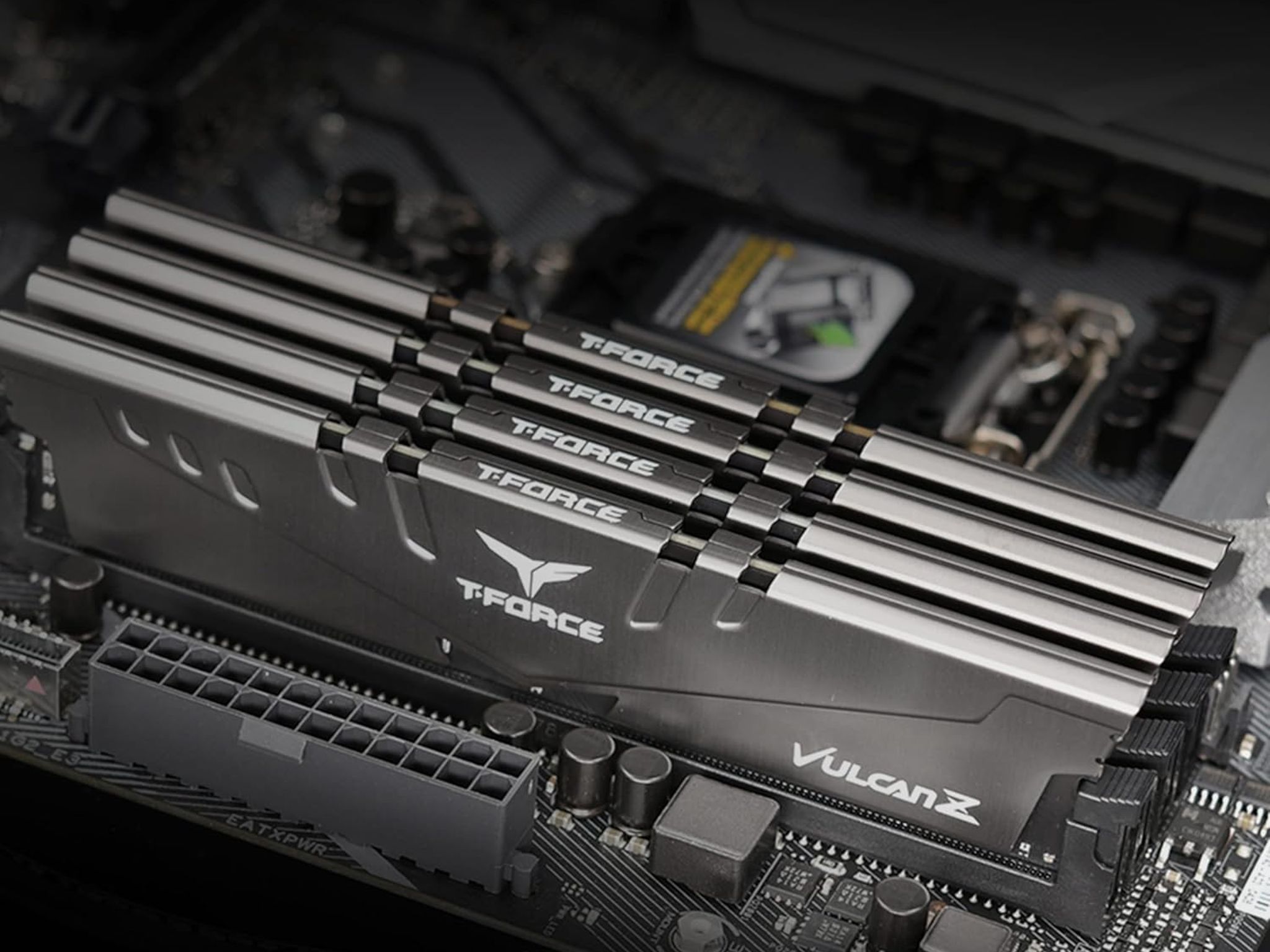 NEW!!! TEAMGROUP T-Force Vulcan Z DDR4 16GB Kit (2x8GB) 3200MHz (PC4-25600) CL16 Desktop Memory