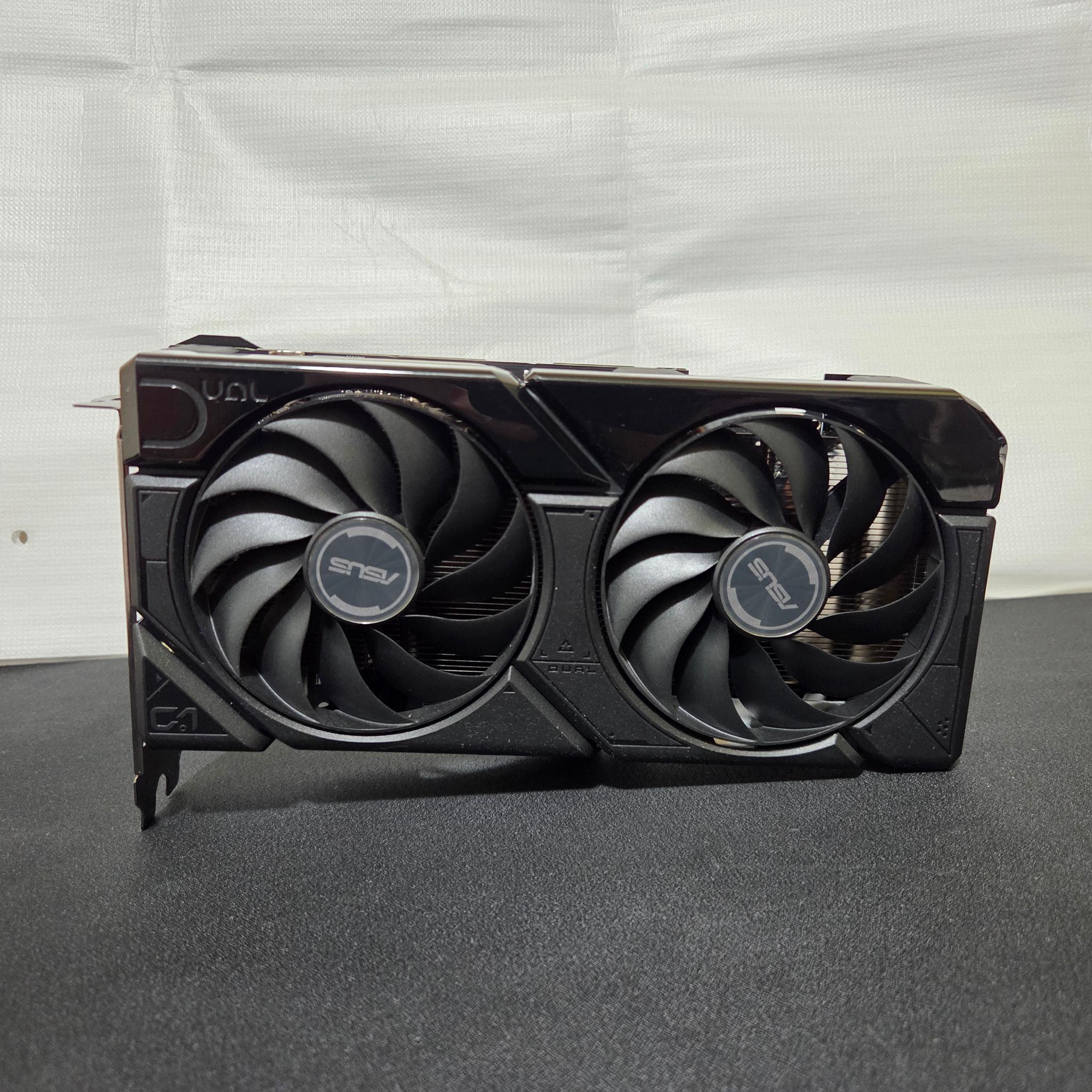 Asus DUAL EVO GeForce RTX 4070 SUPER