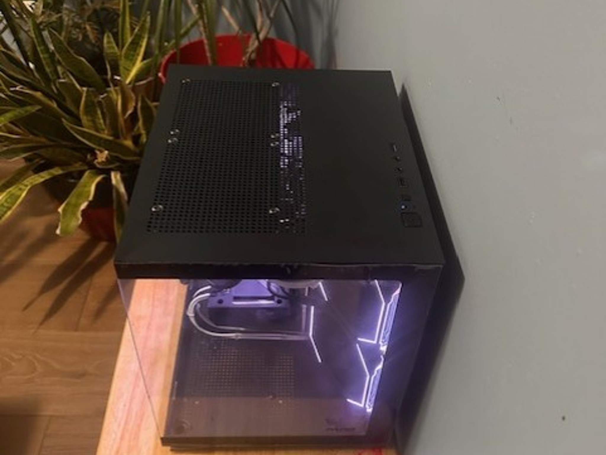 Ryzen 5 7600x|Rtx4060|32g DDR5 6000Mhz|B650|1TB Gen4 M.2|850W PSU|Sama 240 AIO|Prism Infinity Fans