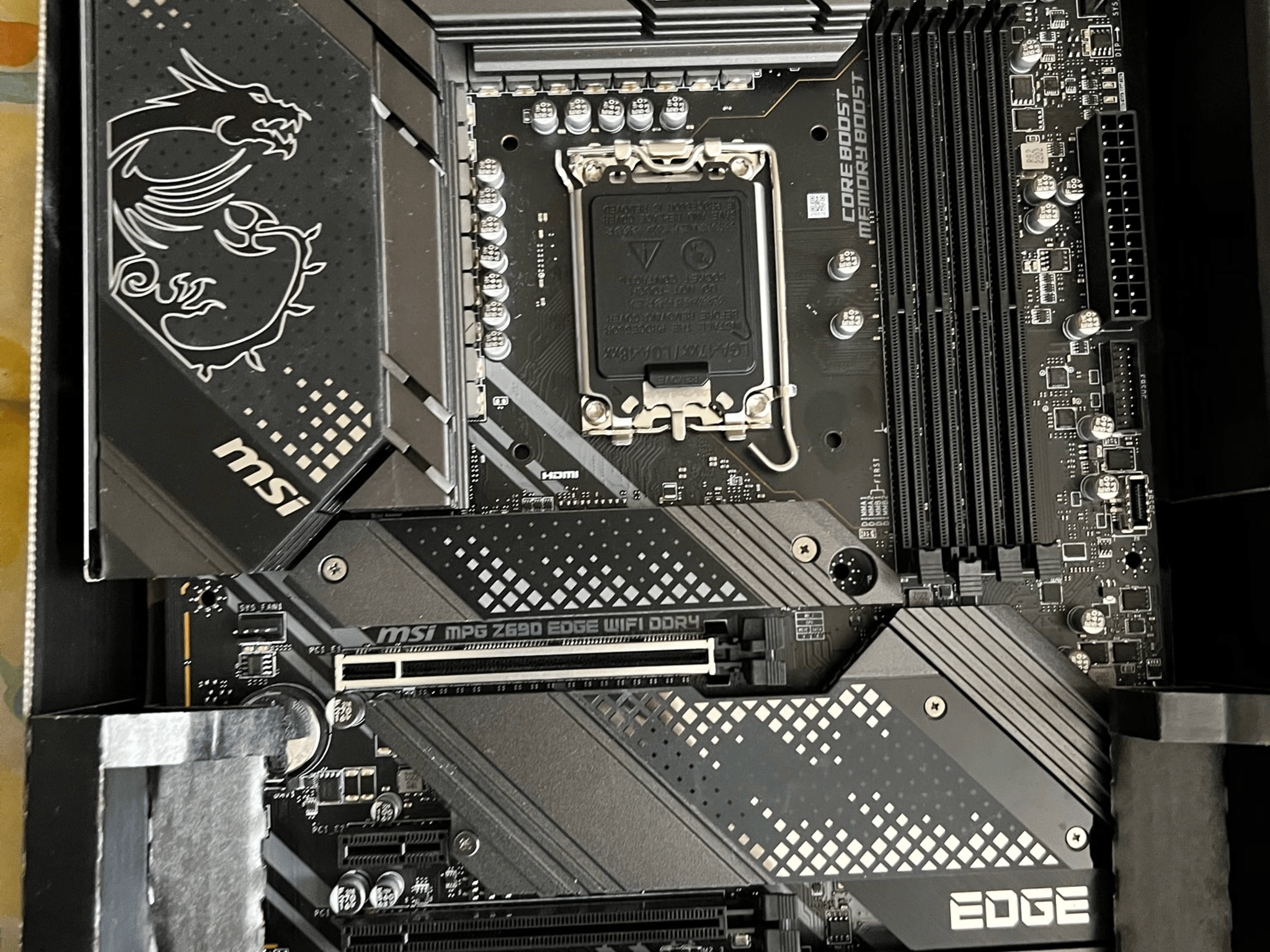 MSI Z690 Edge WiFi DDR4 Motherboard (READ DESCRIPTION)