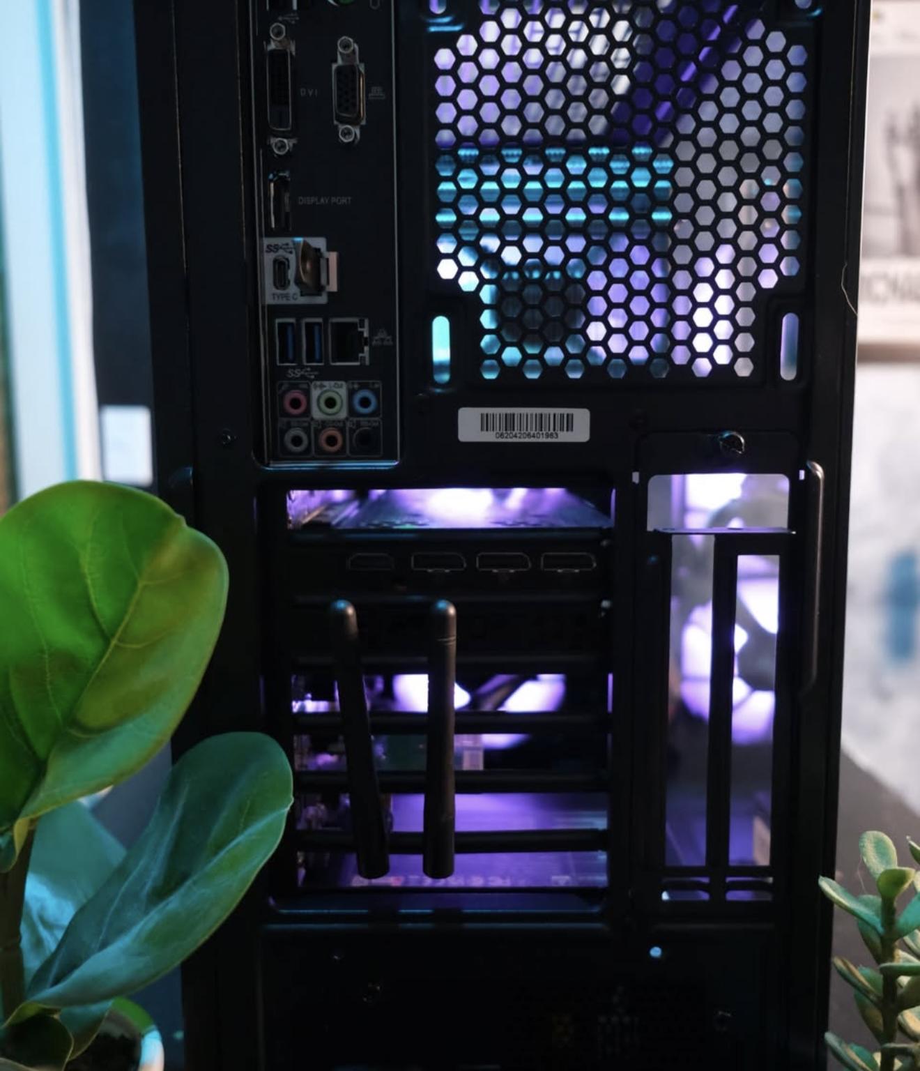 WONDERFUL Black and White spider-Man RGB Gaming PC