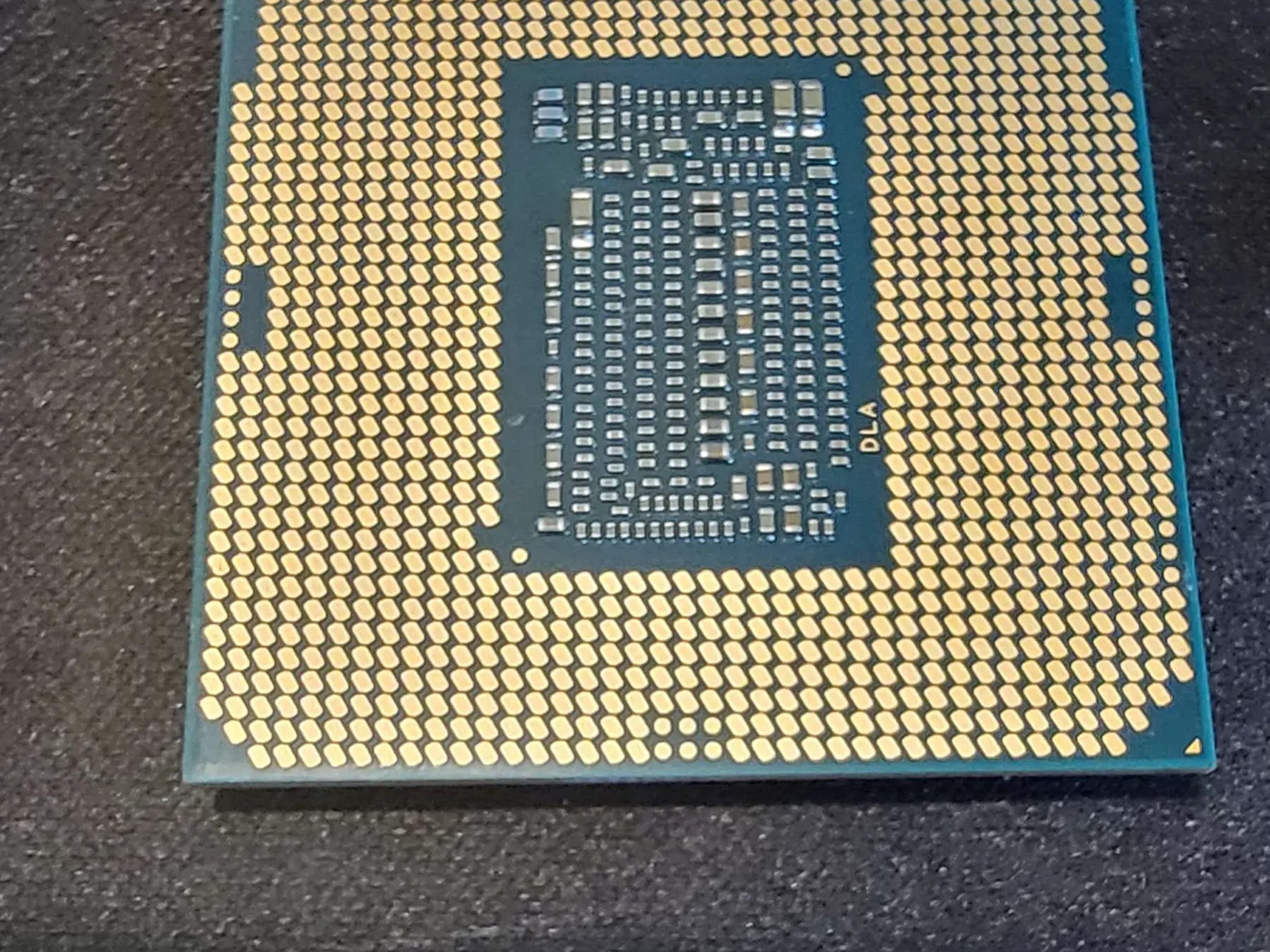 Intel i5-9600k