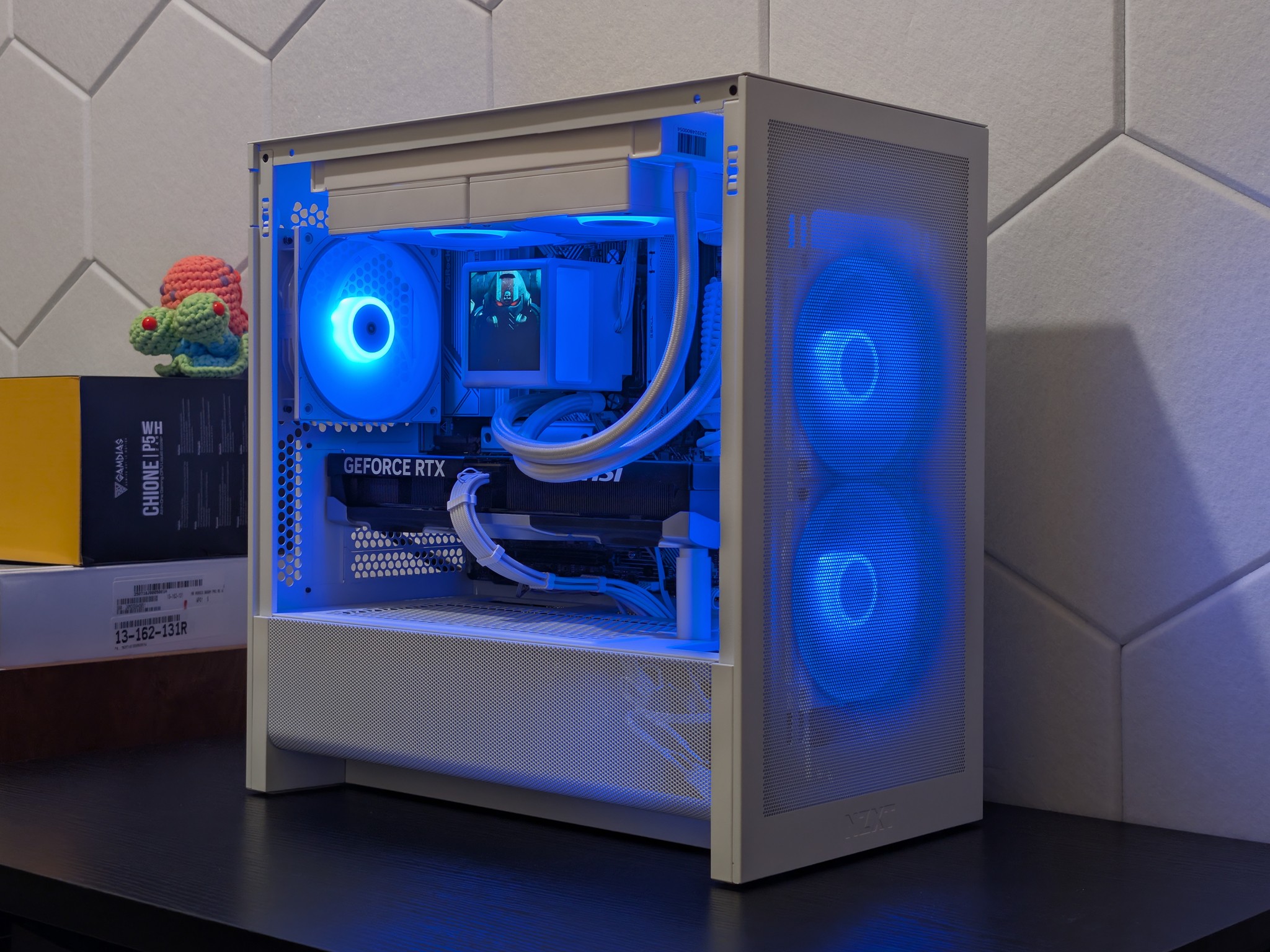🔥🐻‍❄️ 1440p Gaming Beast | RTX 5070 | Ryzen 5 7600X | 1TB SSD | 16GB RAM | WiFi 6 & BT🐻‍❄️🔥