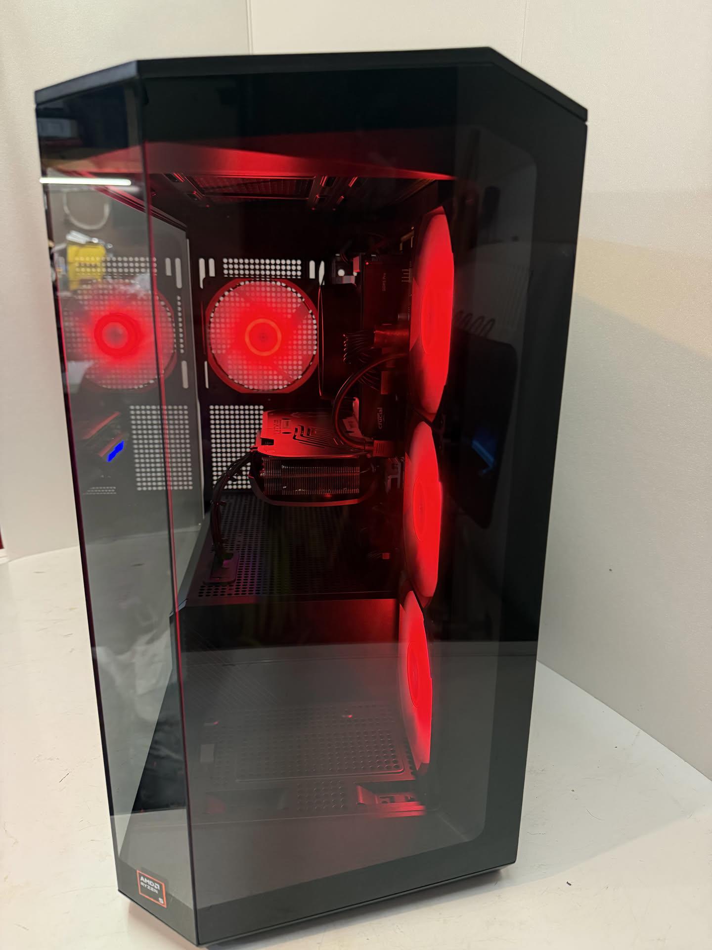 *NEW* Custom Gaming PC w/ 4070 & RGB