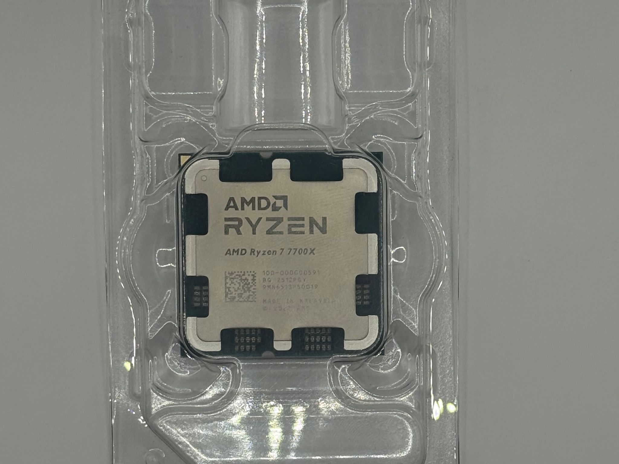 AMD Ryzen 7 7700x