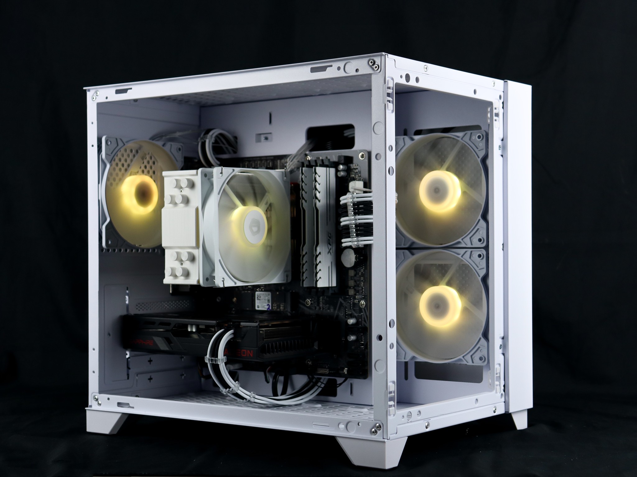 🧊❄️🧊 White Gaming PC – RX 6600 8G , Ryzen 7 2700X, 16GB RAM, 500GB SSD - WiFi, BlueTooth 🧊❄️🧊