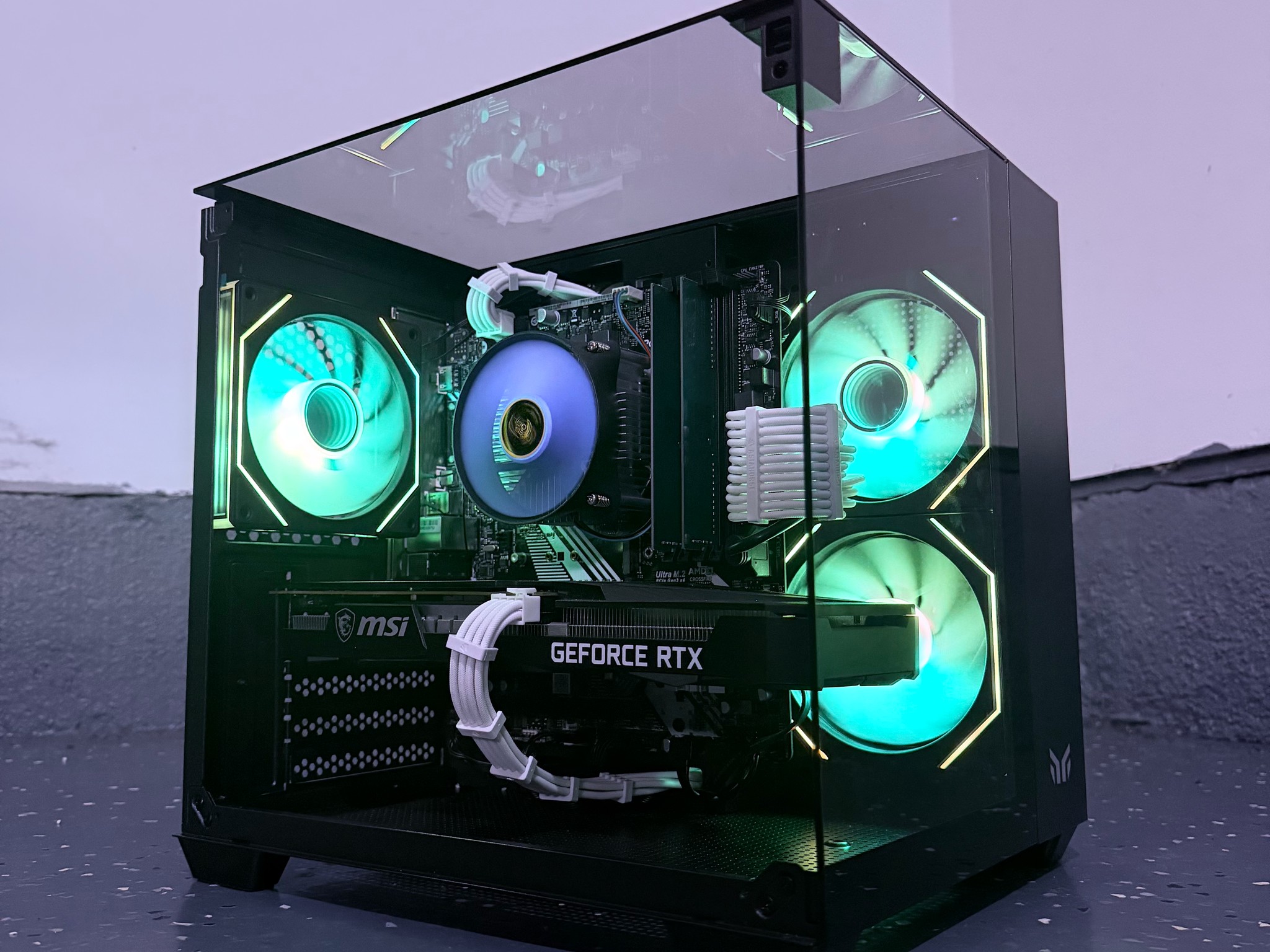 ❄️"Lunar Frost "❄️| 1080p Gaming | RTX 3060 12GB | i7 9700F | 16B Ram | 1.5TB Storage